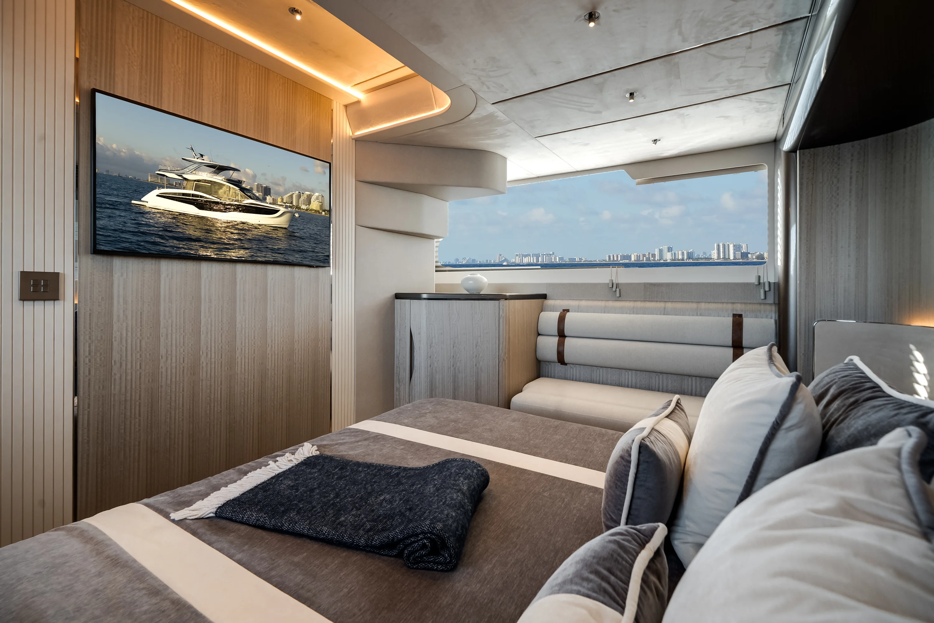 2026 Galeon 620 FLY Image Thumbnail #72