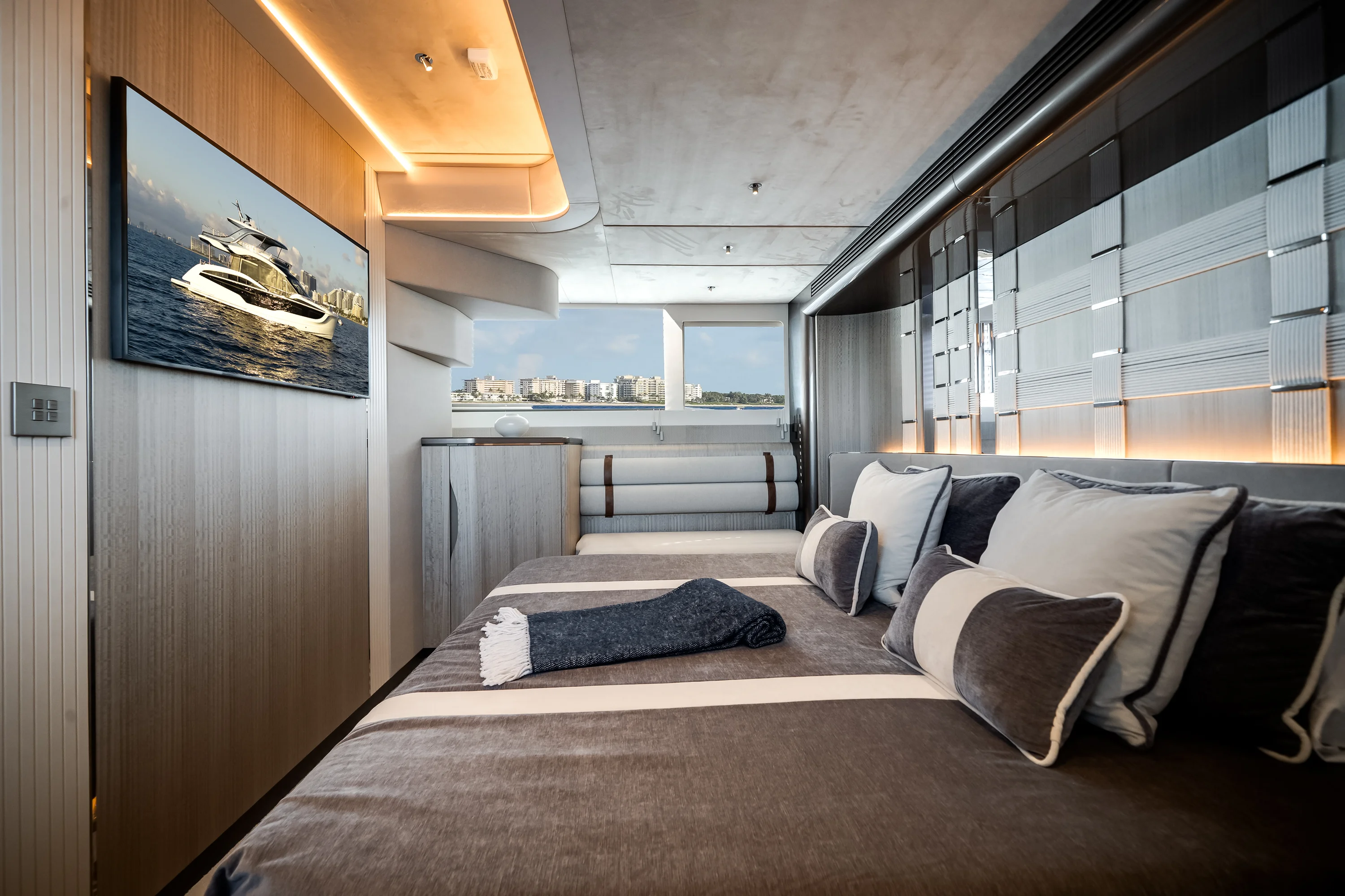 2026 Galeon 620 FLY Image Thumbnail #71