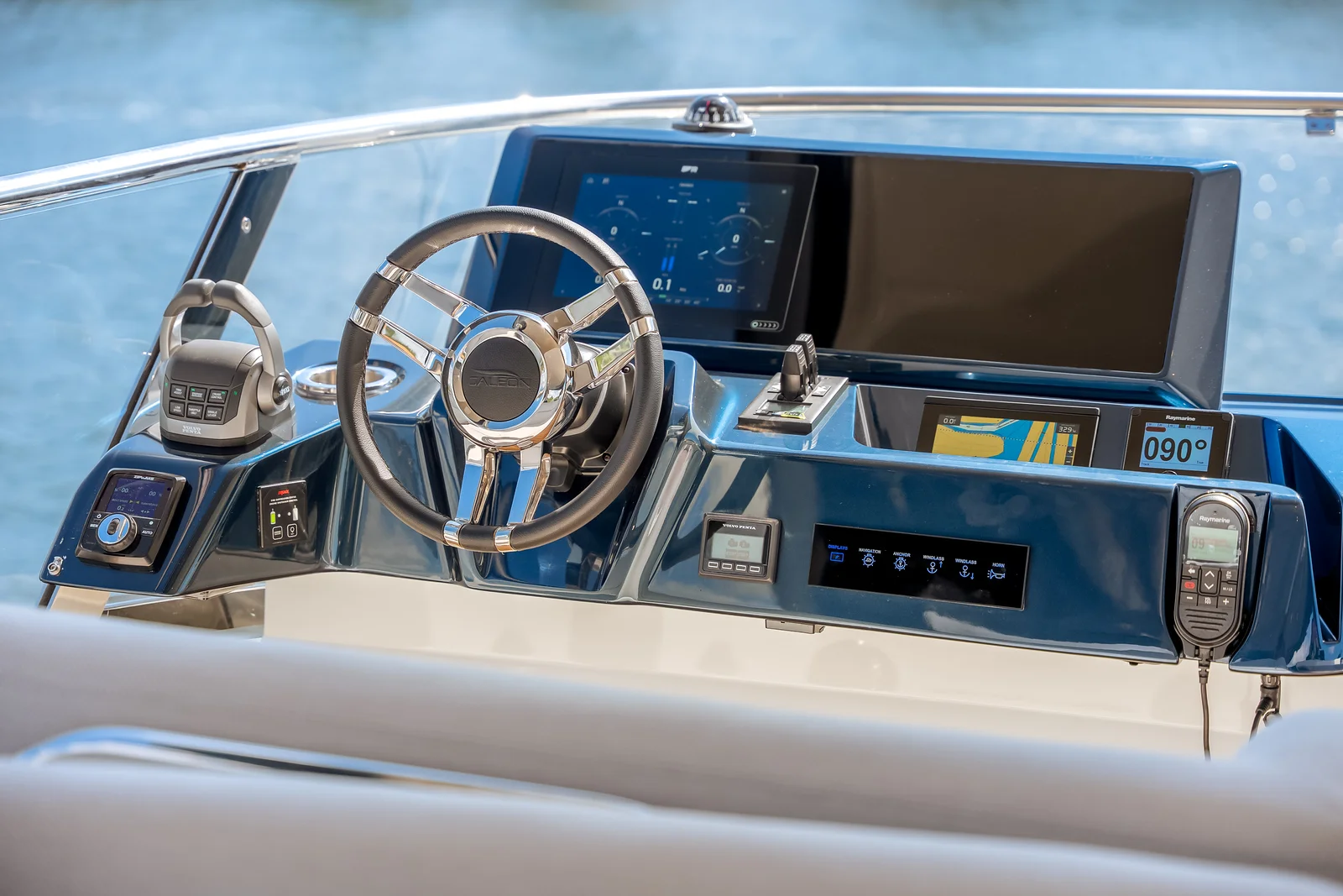 2026 Galeon 620 FLY Image Thumbnail #25