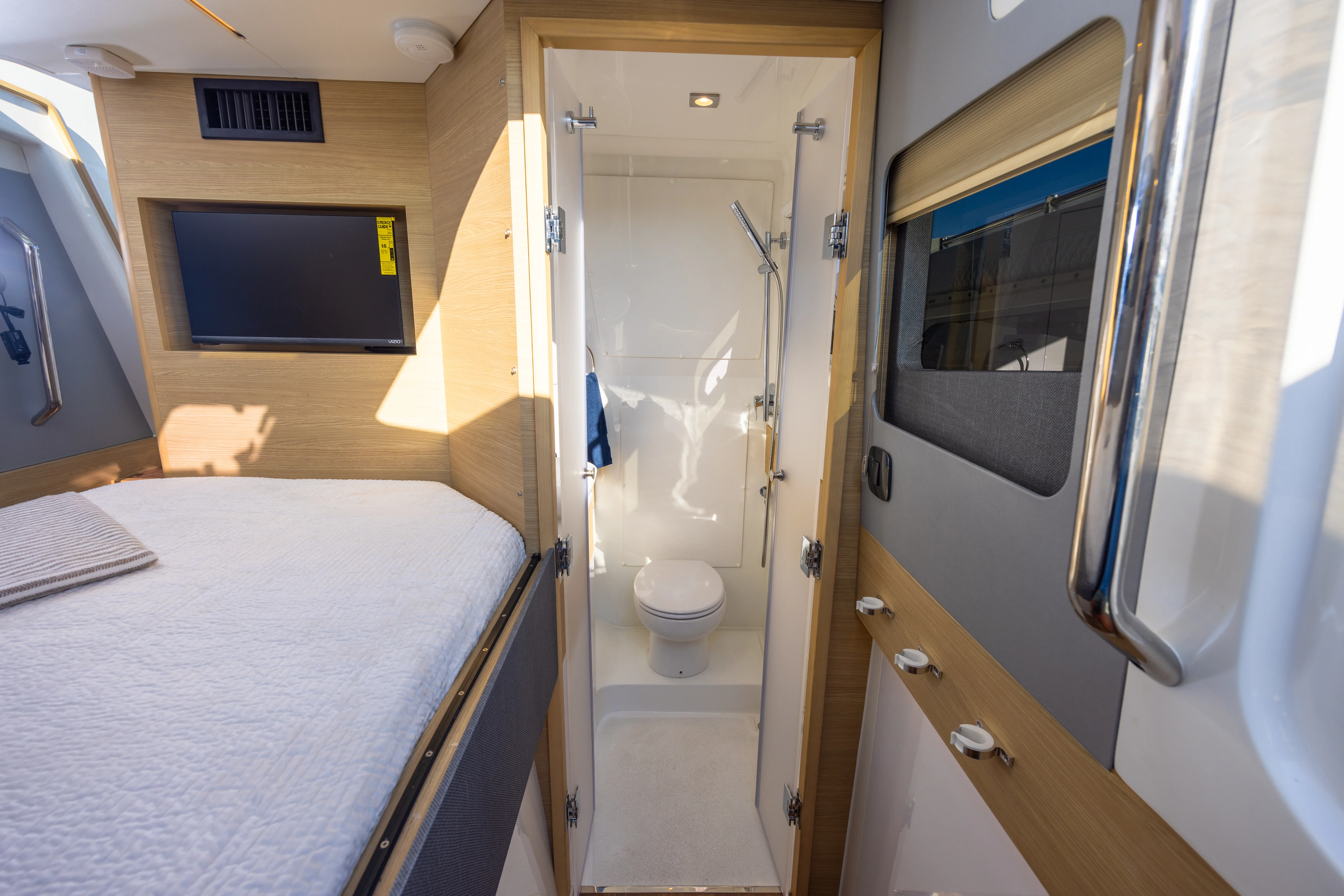 2026 Aquila 47 Molokai Image Thumbnail #30