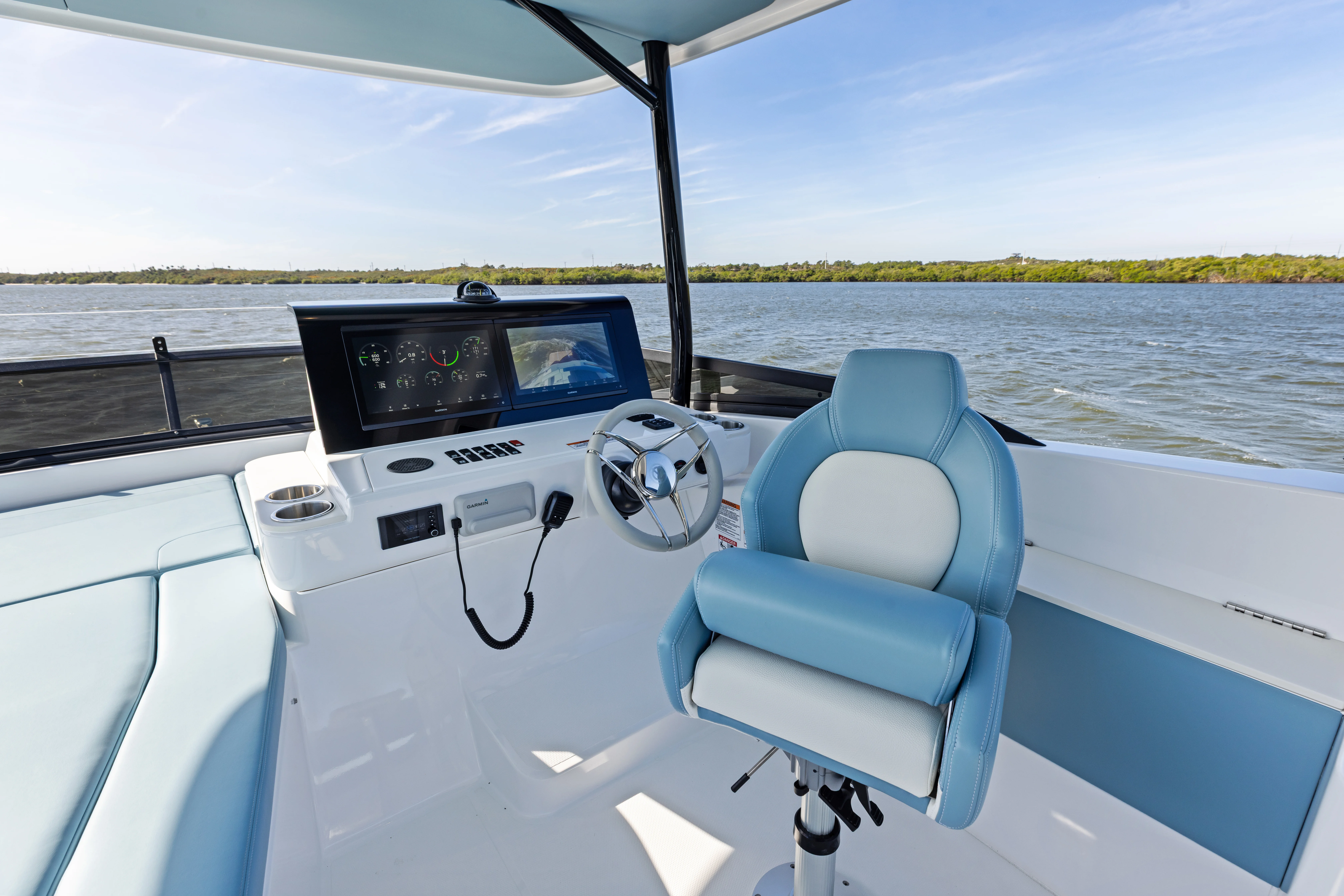 2026 Cruisers Yachts
                                                             50 FLY Image Thumbnail #41