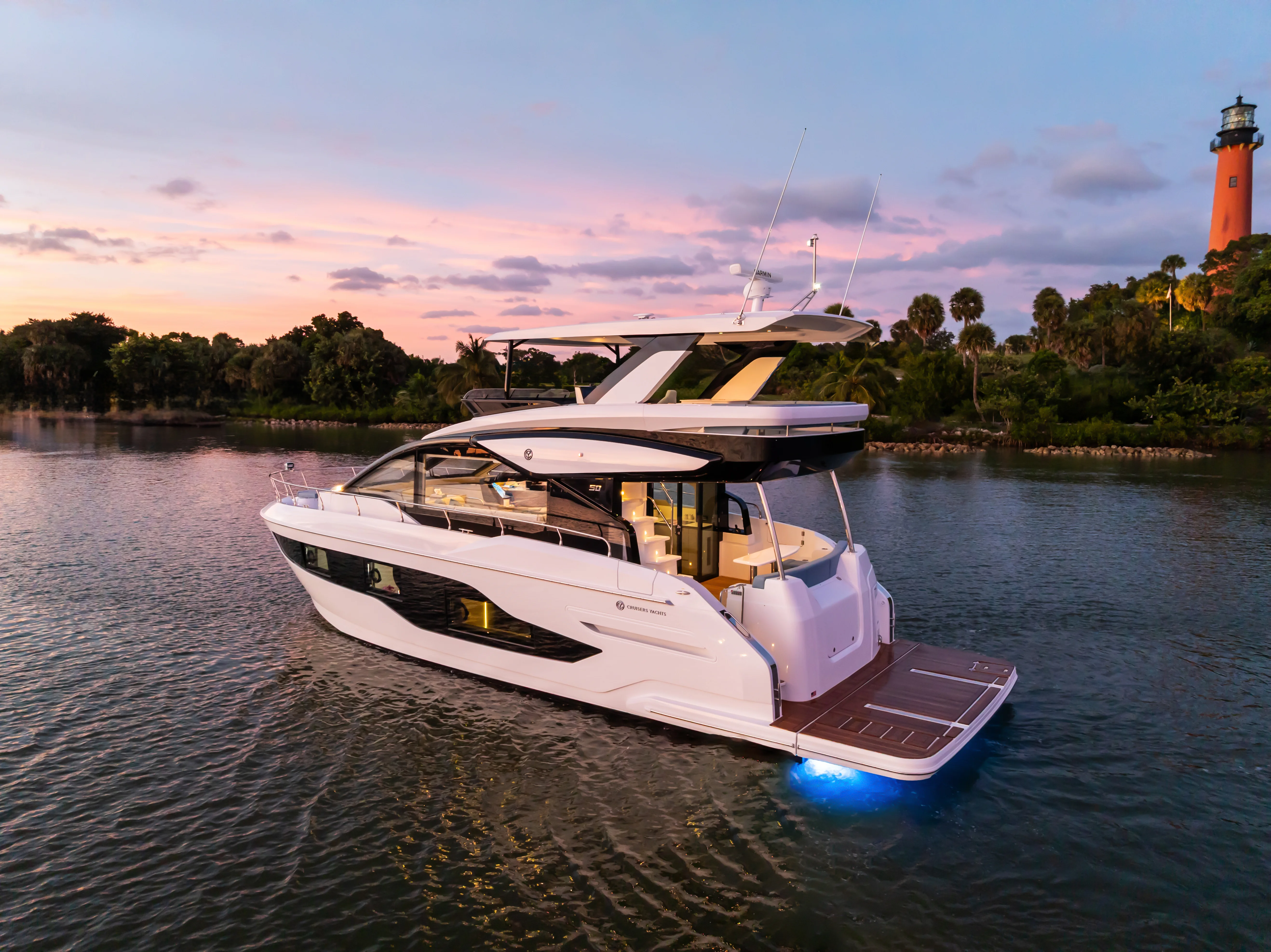 2026 Cruisers Yachts
                                                             50 FLY Image Thumbnail #6