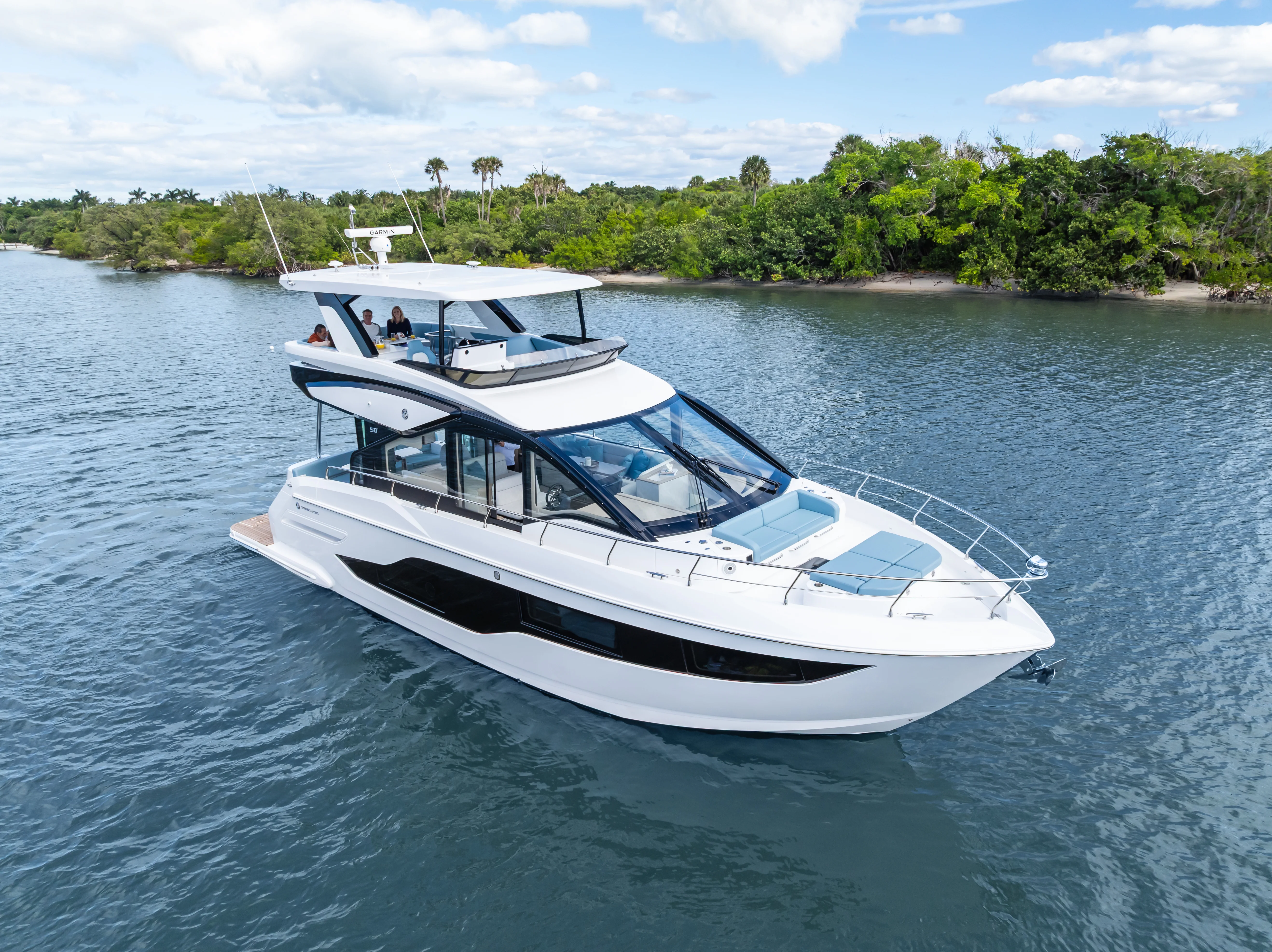 2026 Cruisers Yachts
                                                             50 FLY Image Thumbnail #11