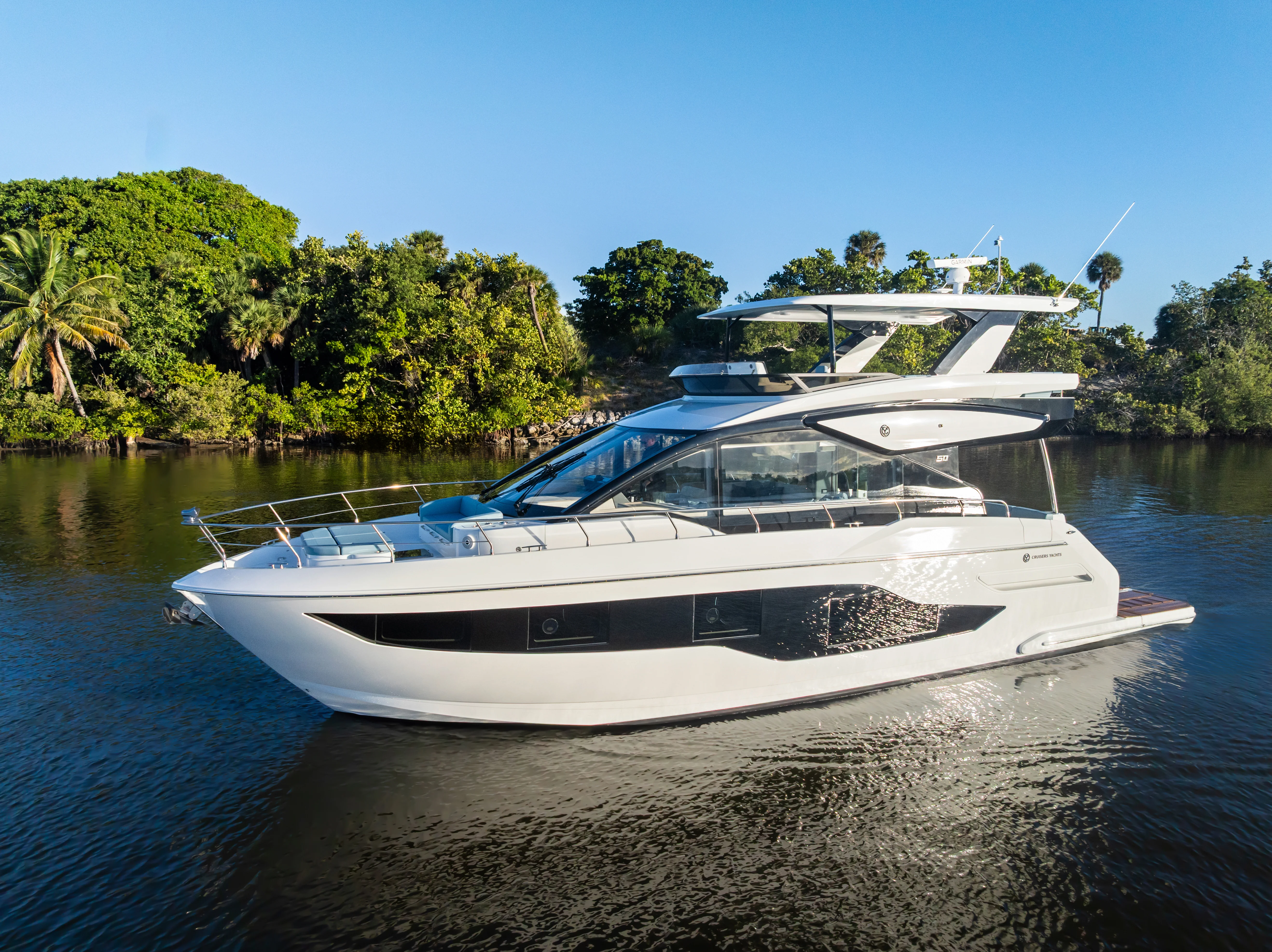 2026 Cruisers Yachts
                                                             50 FLY Image Thumbnail #21