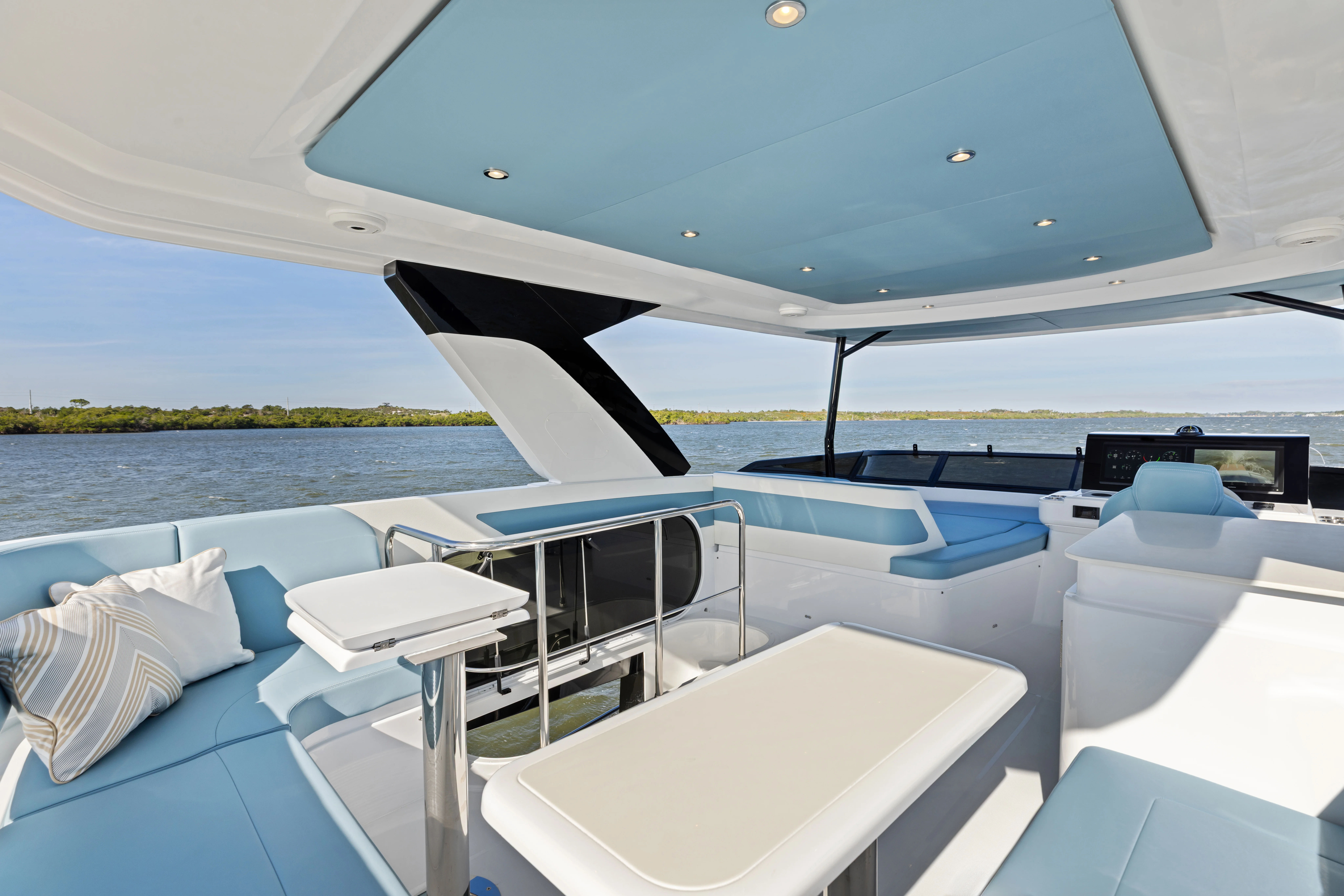 2026 Cruisers Yachts
                                                             50 FLY Image Thumbnail #39