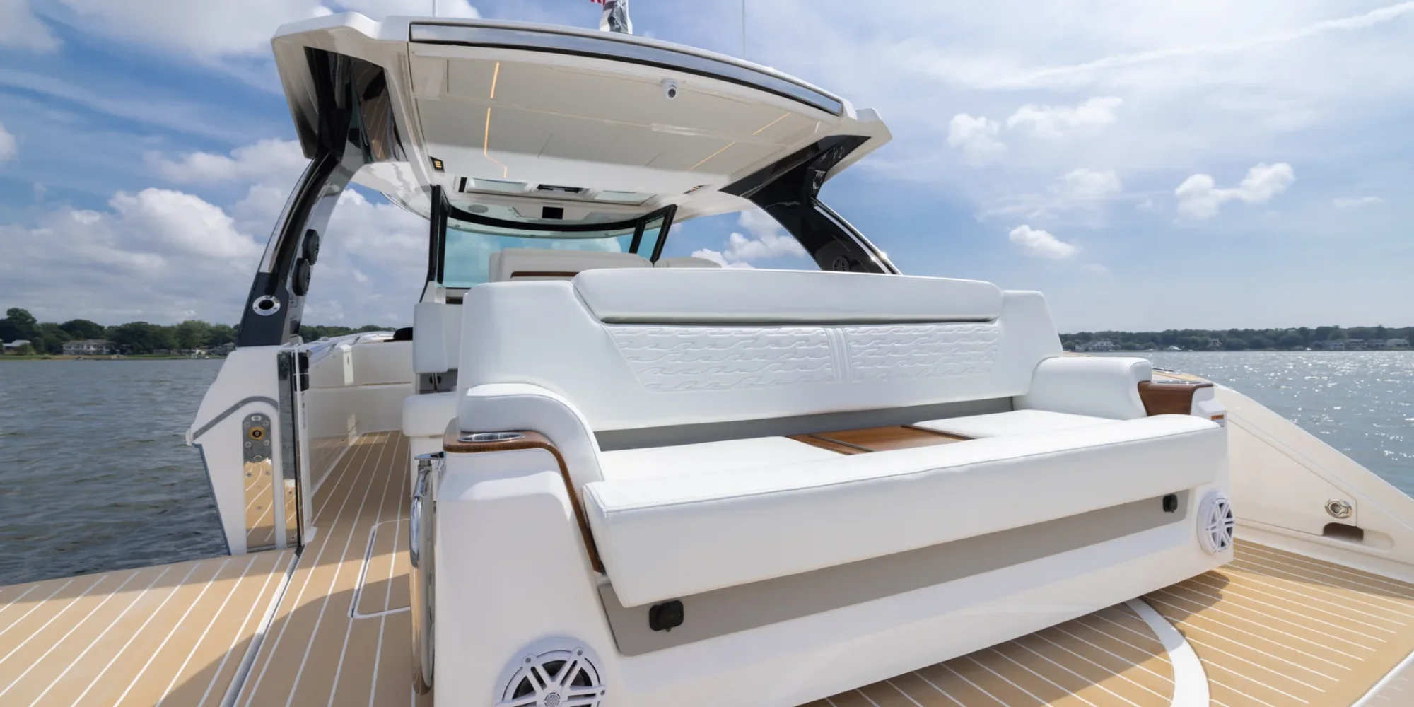 2026 Tiara Yachts 39 LS Image Thumbnail #5