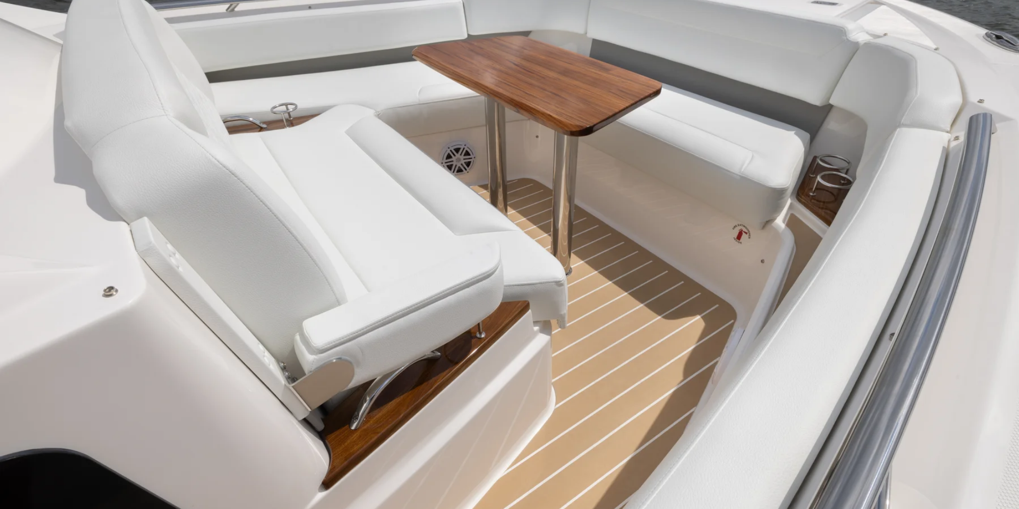 2026 Tiara Yachts 39 LS Image Thumbnail #8