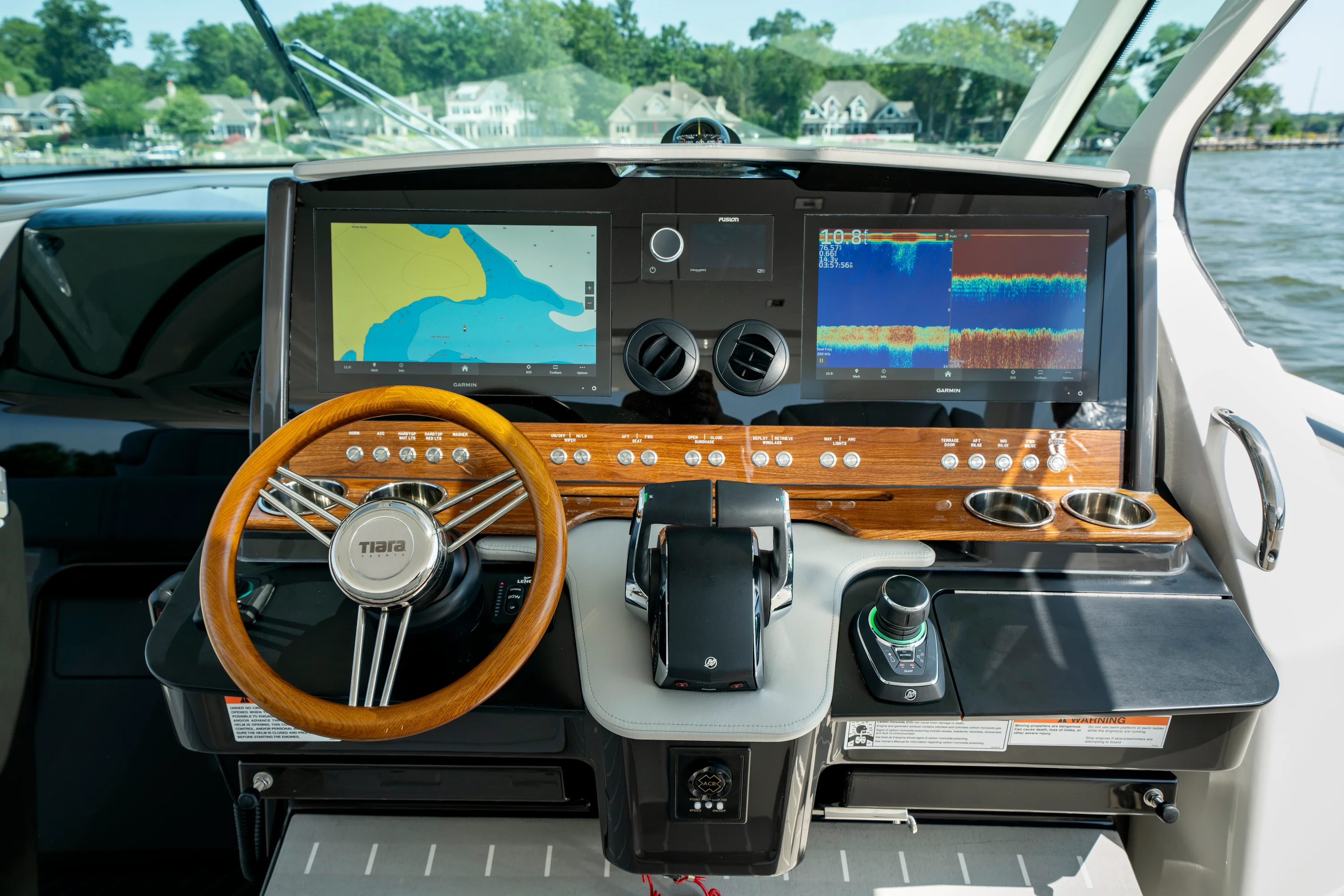 2026 Tiara Yachts 43 LS Image Thumbnail #5