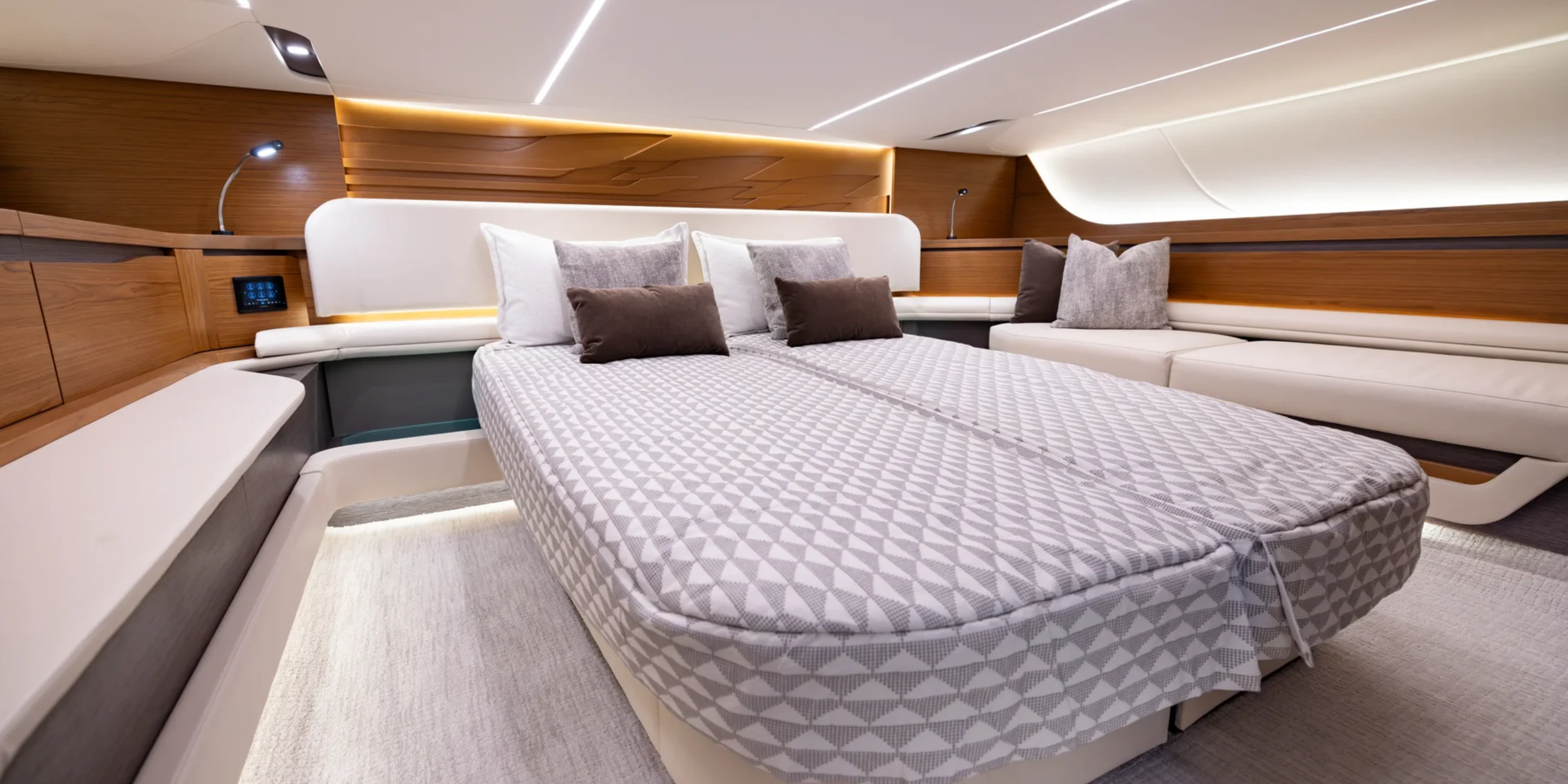 2026 Tiara Yachts 56 LS Image Thumbnail #18