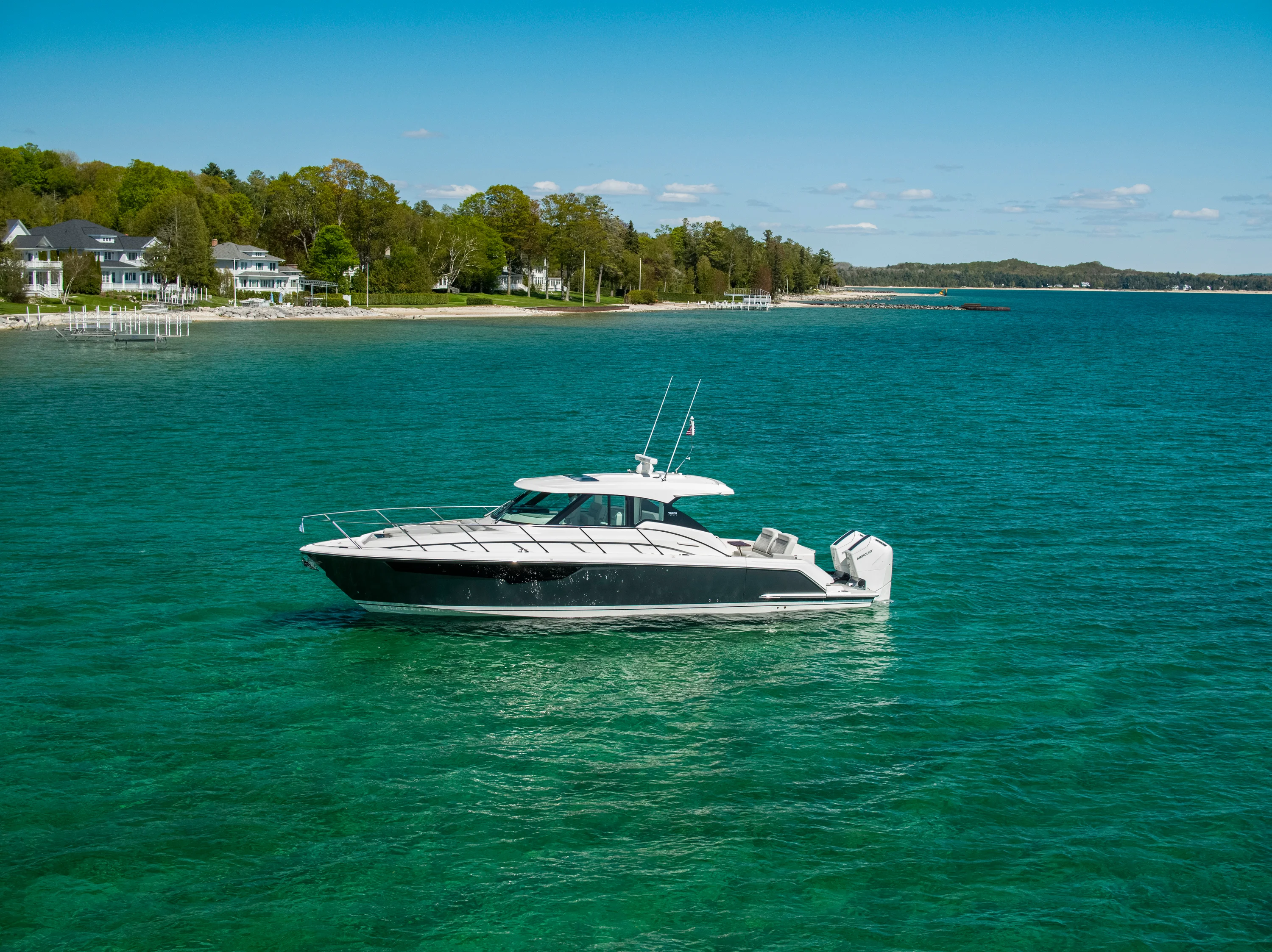 2026 Tiara Yachts 43 LE Image Thumbnail #2