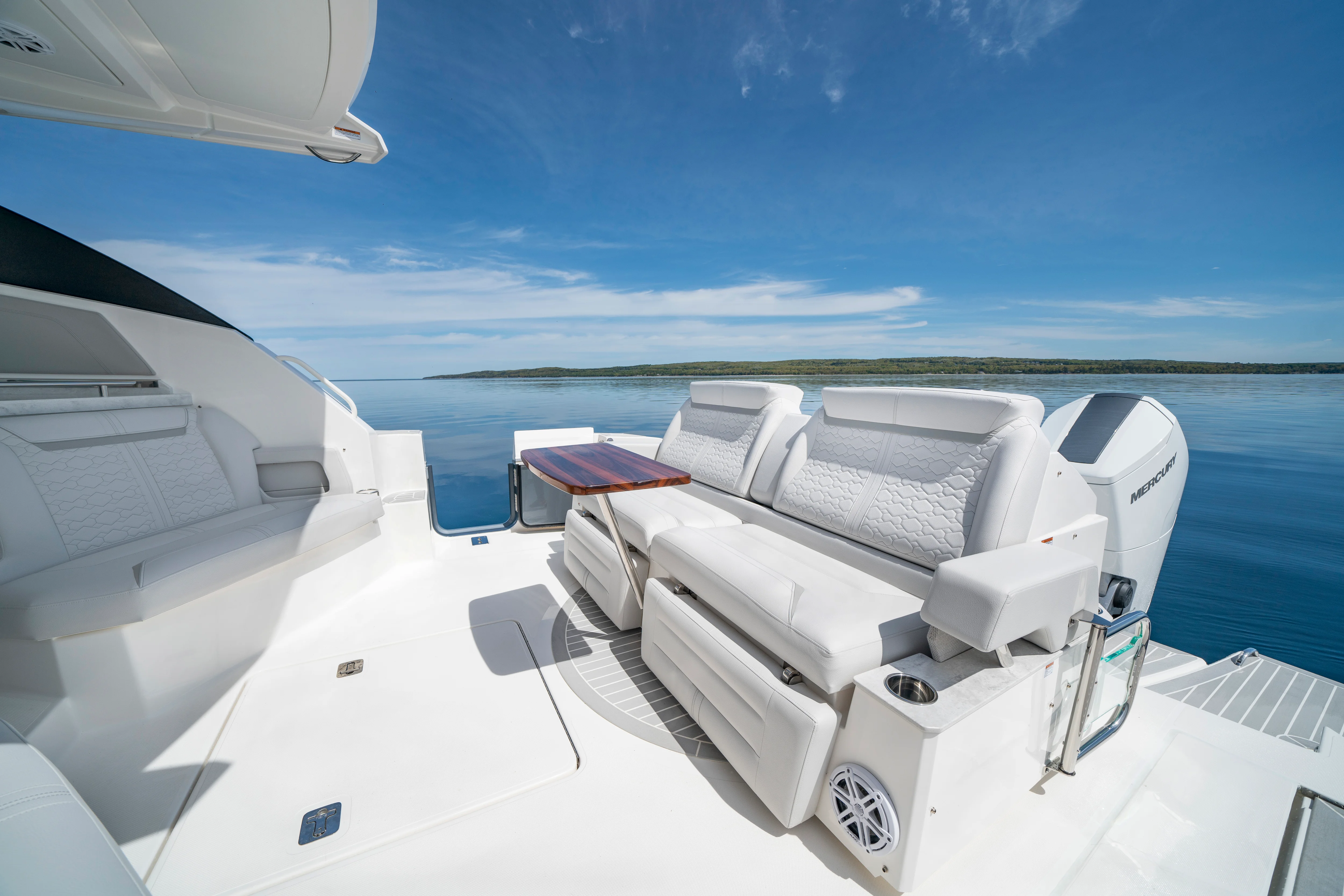 2026 Tiara Yachts 43 LE Image Thumbnail #8