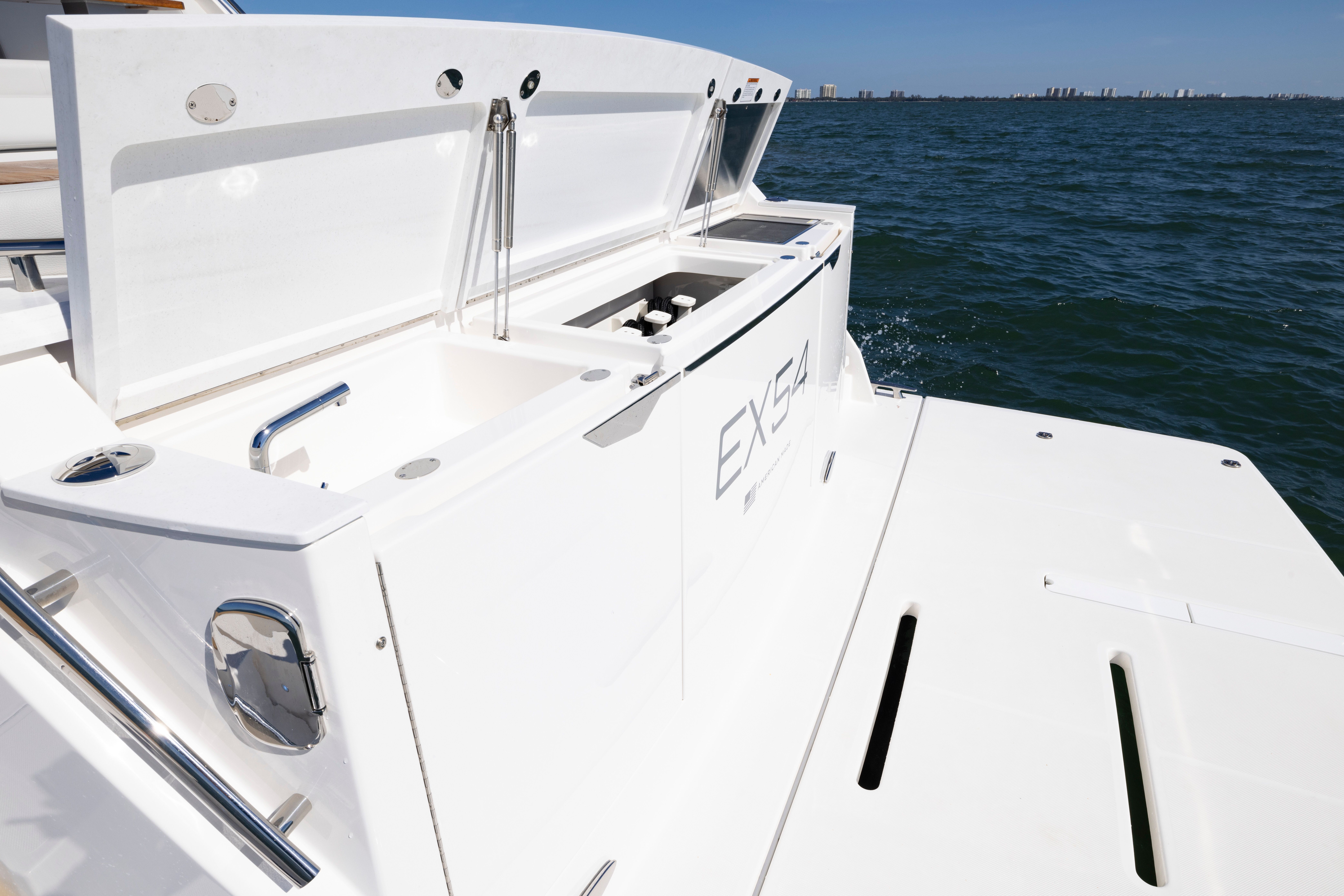 2026 Tiara Yachts 54 EX Image Thumbnail #5