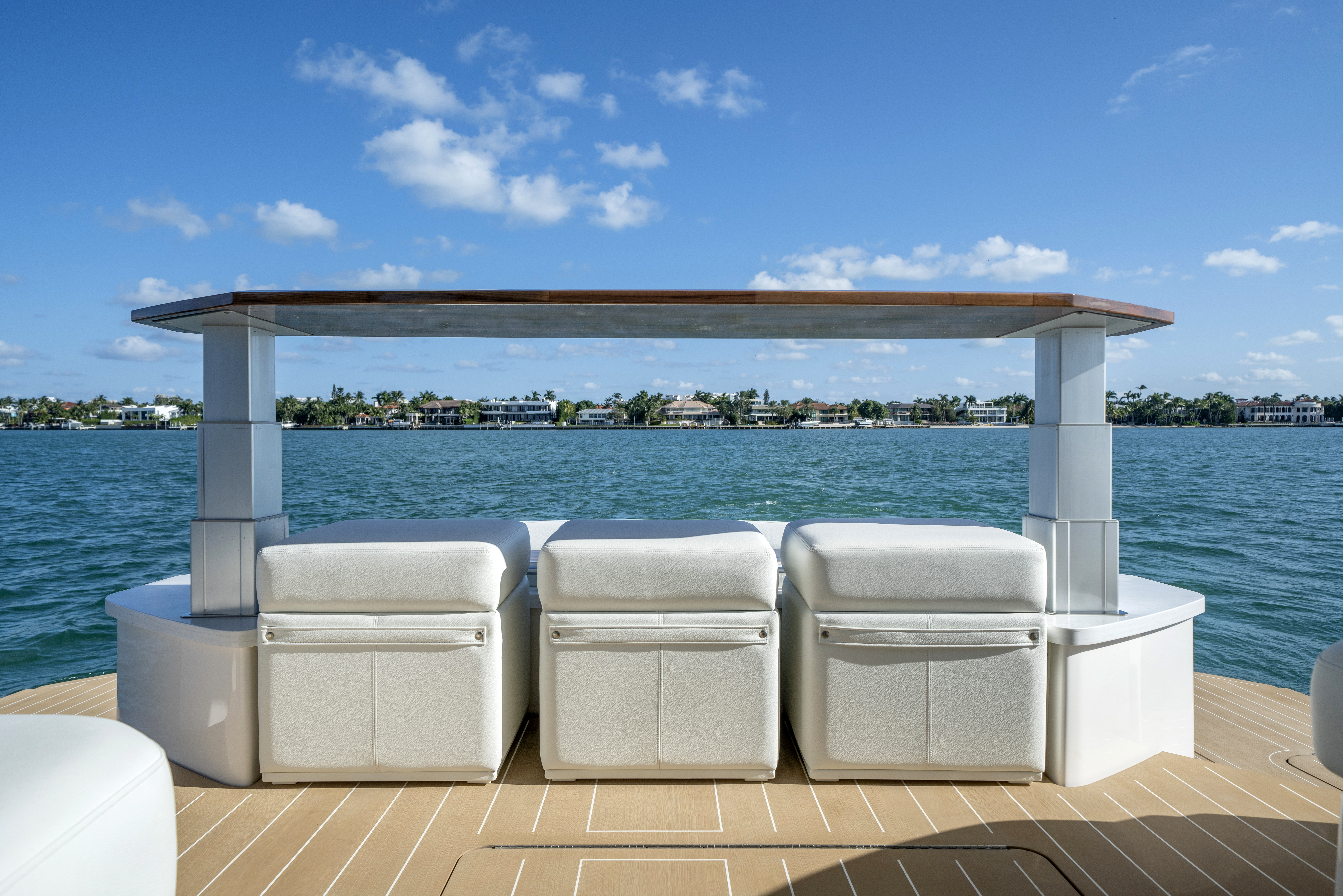 2026 Tiara Yachts 60 EX Image Thumbnail #10