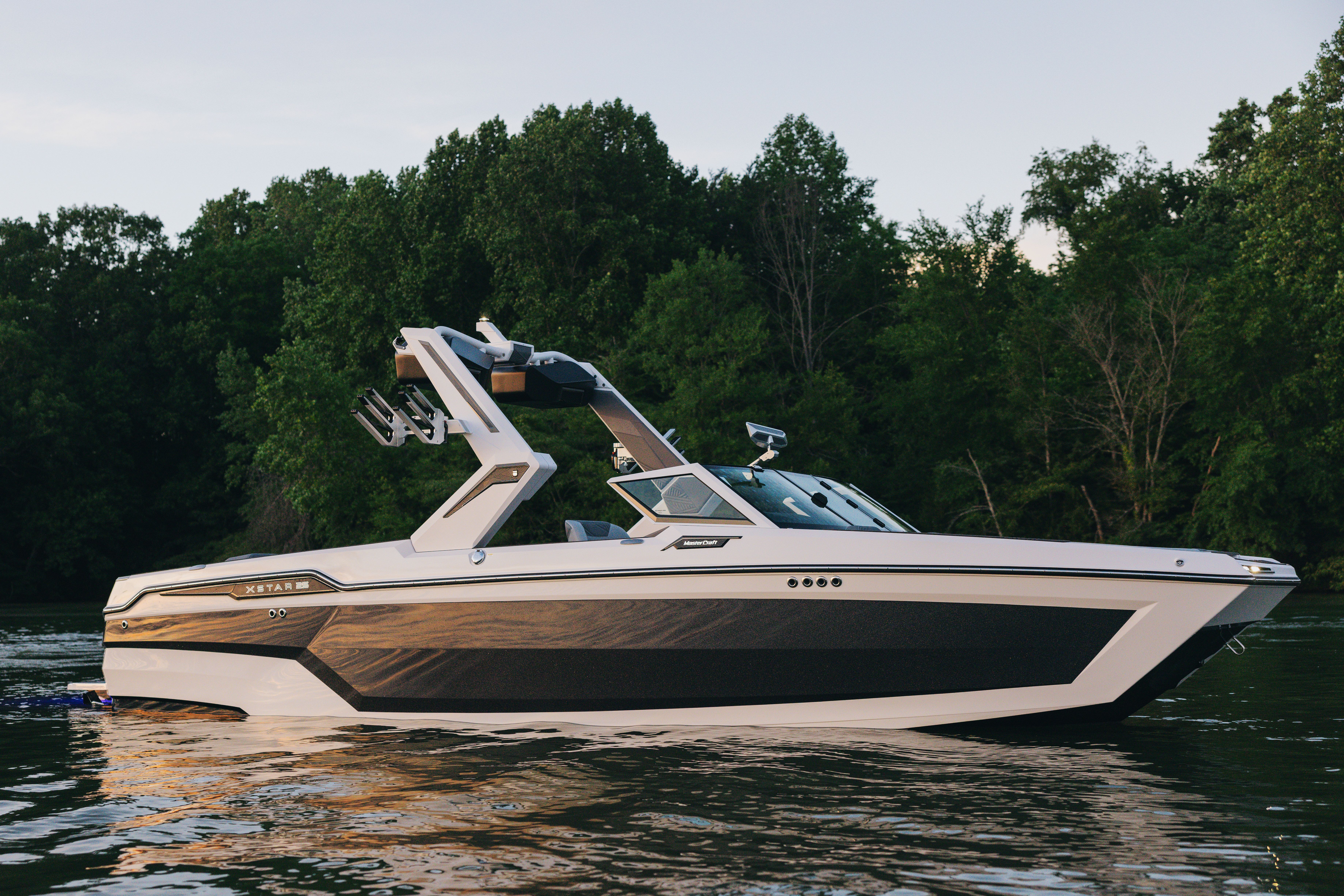 2026 Mastercraft XStar 25 Image Thumbnail #2
