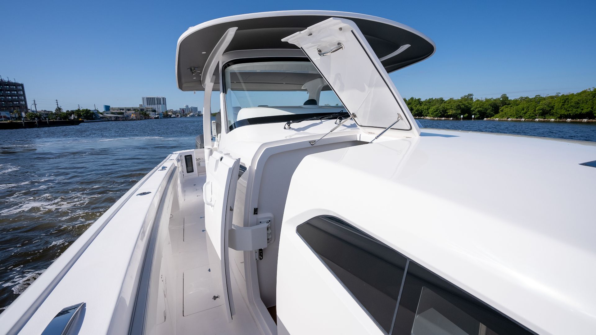 2026 Intrepid 51 Panacea Image Thumbnail #14