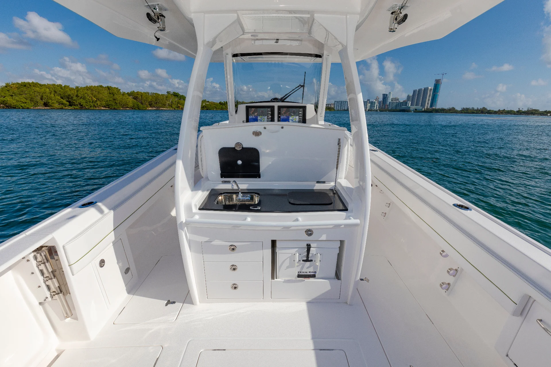 2026 Intrepid 375 Nomad SE Image Thumbnail #11