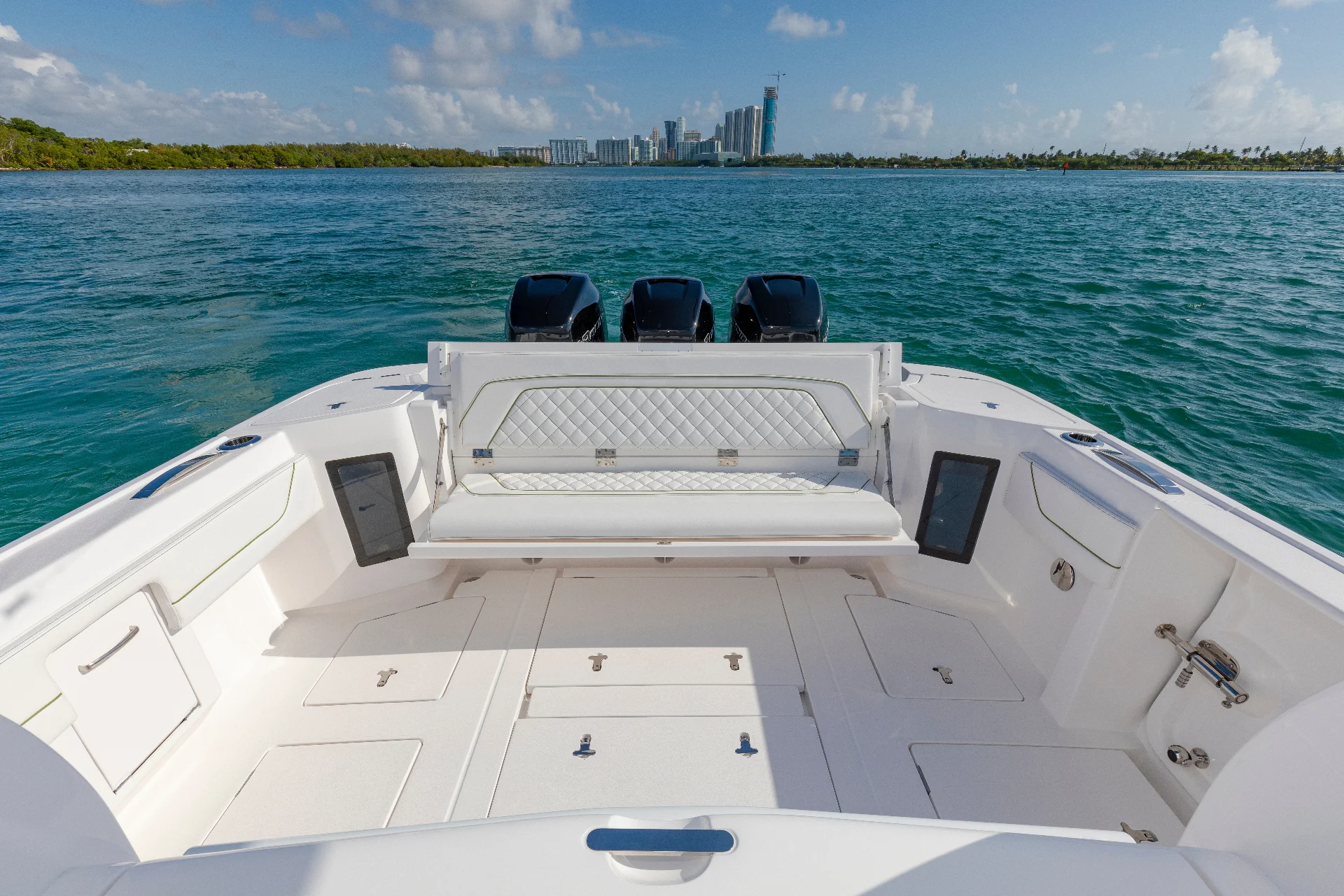 2026 Intrepid 375 Nomad SE Image Thumbnail #17