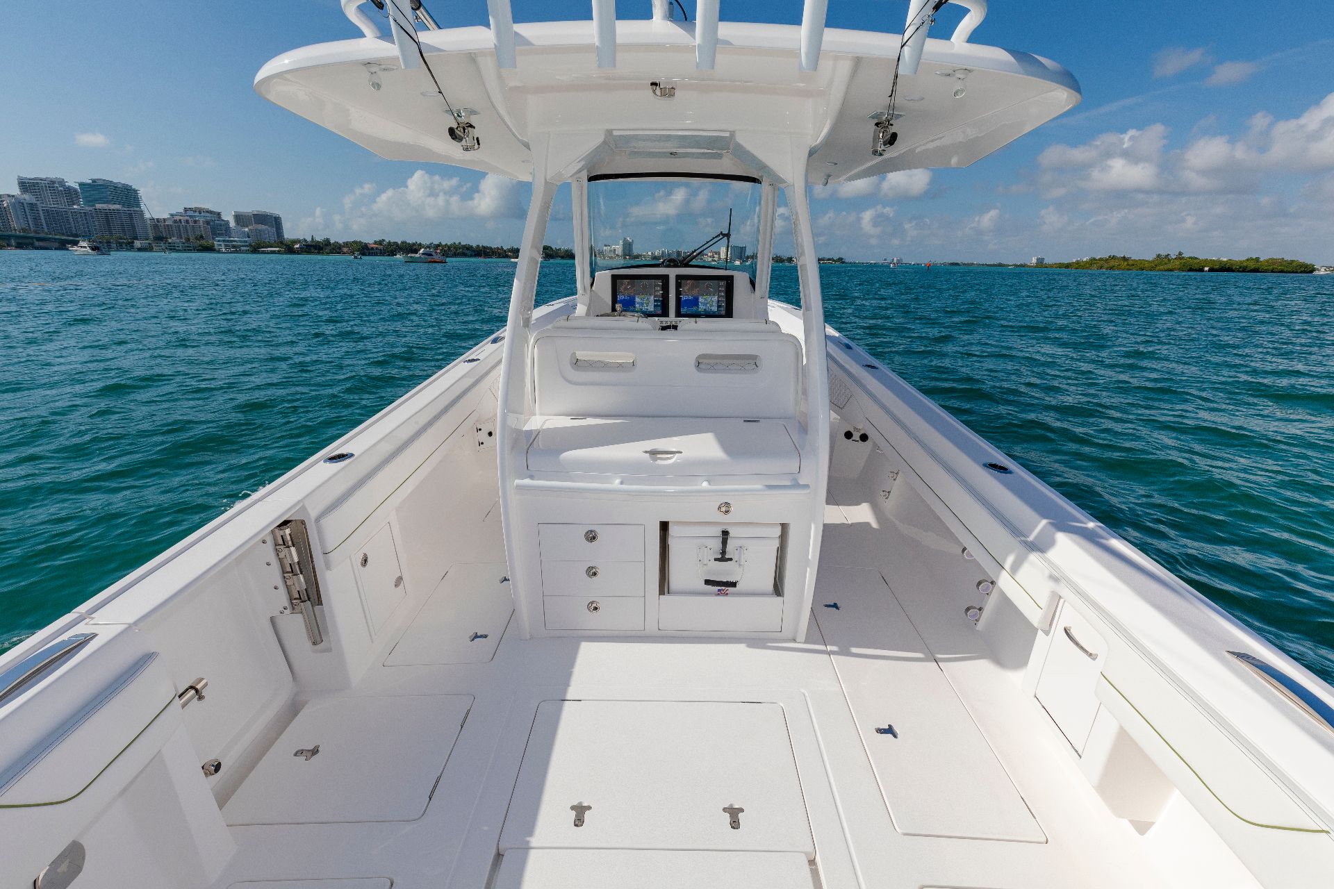 2026 Intrepid 375 Nomad SE Image Thumbnail #20