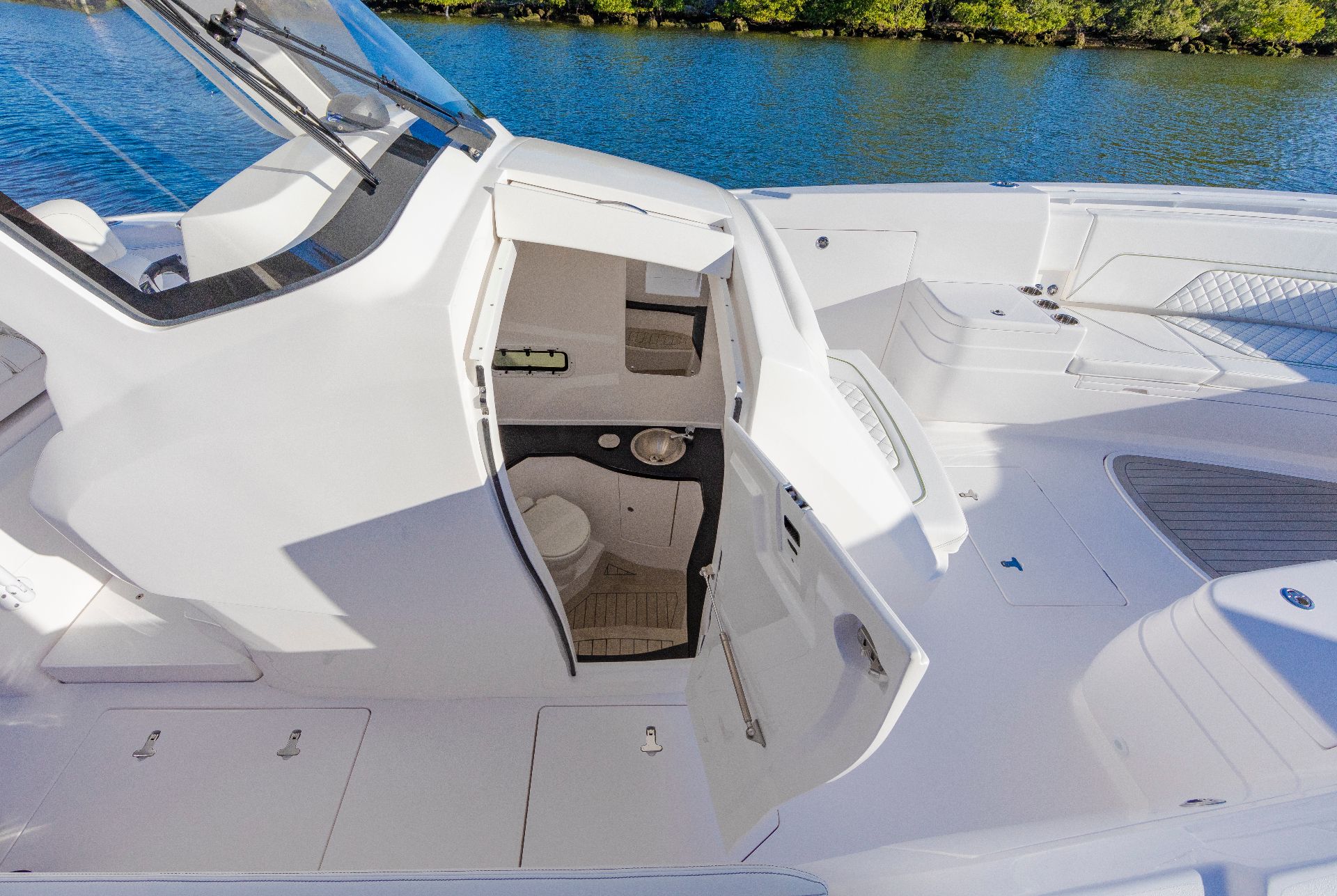 2026 Intrepid 375 Nomad SE Image Thumbnail #21