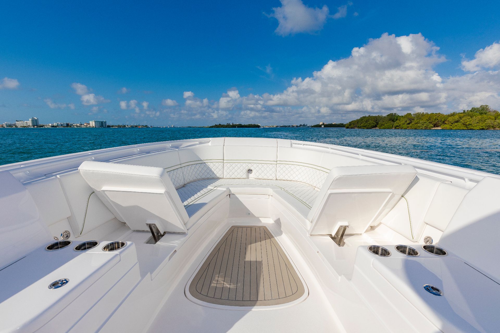 2026 Intrepid 375 Nomad SE Image Thumbnail #3