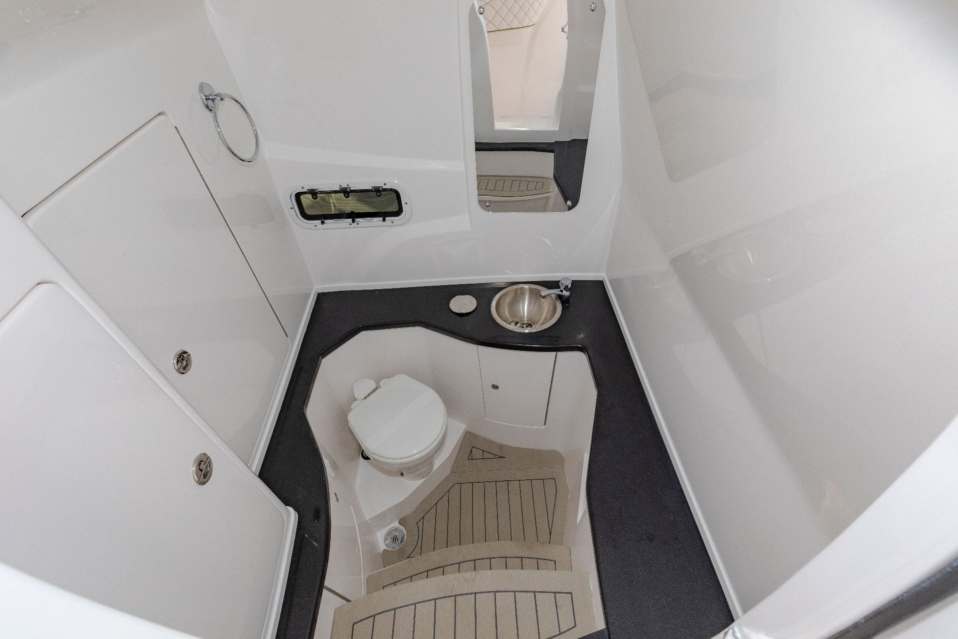 2026 Intrepid 375 Nomad SE Image Thumbnail #8