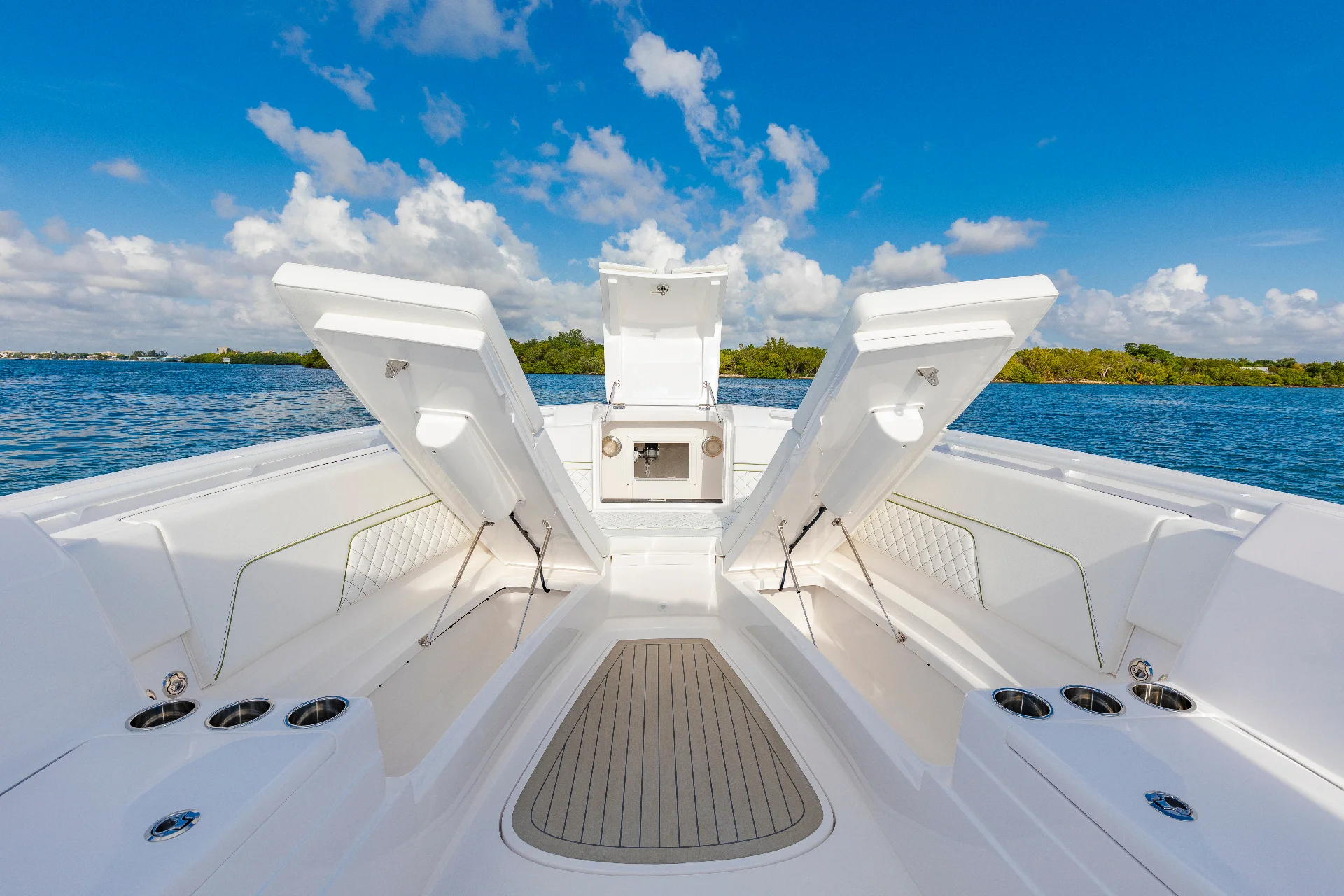 2026 Intrepid 375 Nomad SE Image Thumbnail #4