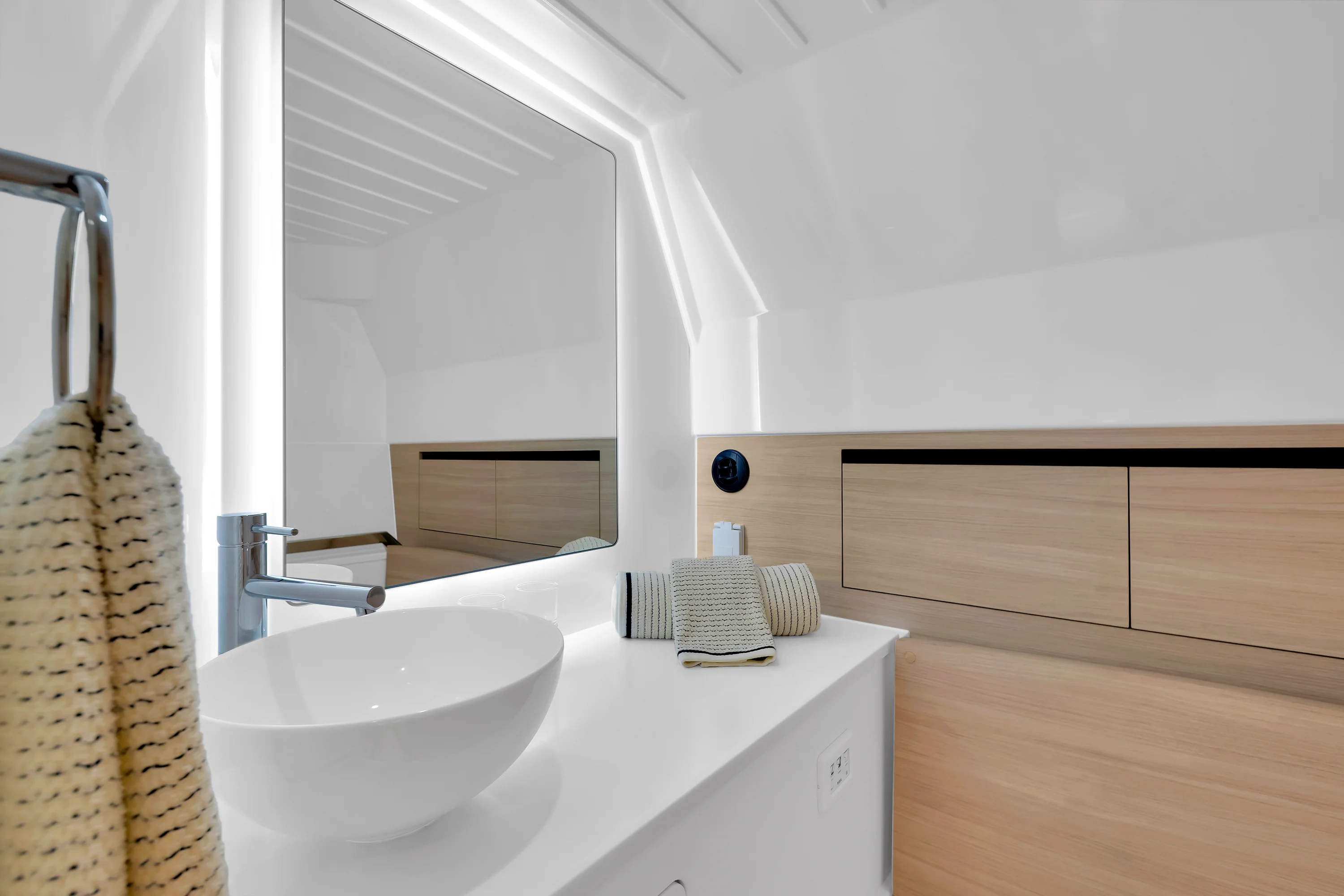 2026 Aquila 45 Sport Image Thumbnail #34