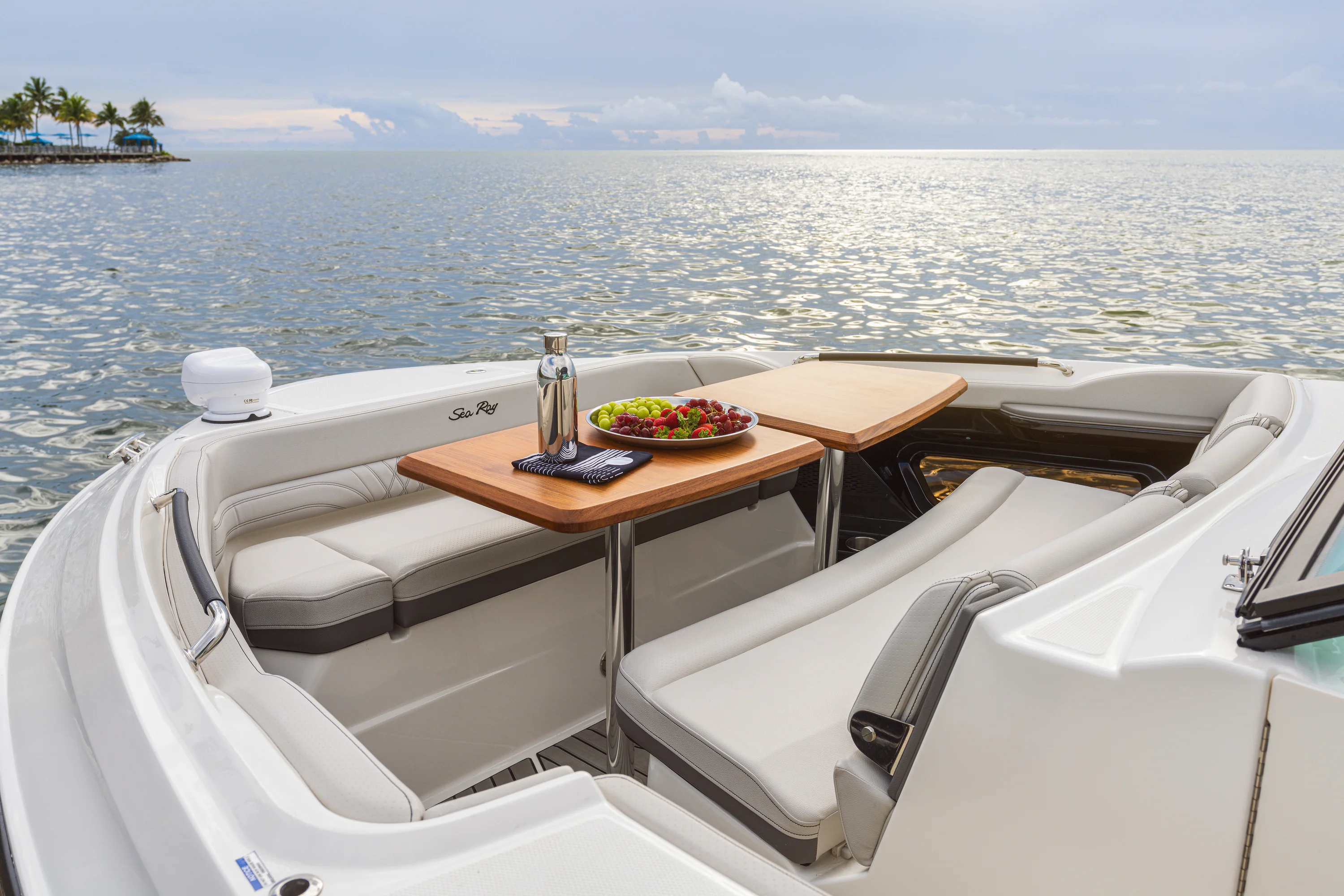 2026 Sea Ray SLX 360 Outboard  Image Thumbnail #50