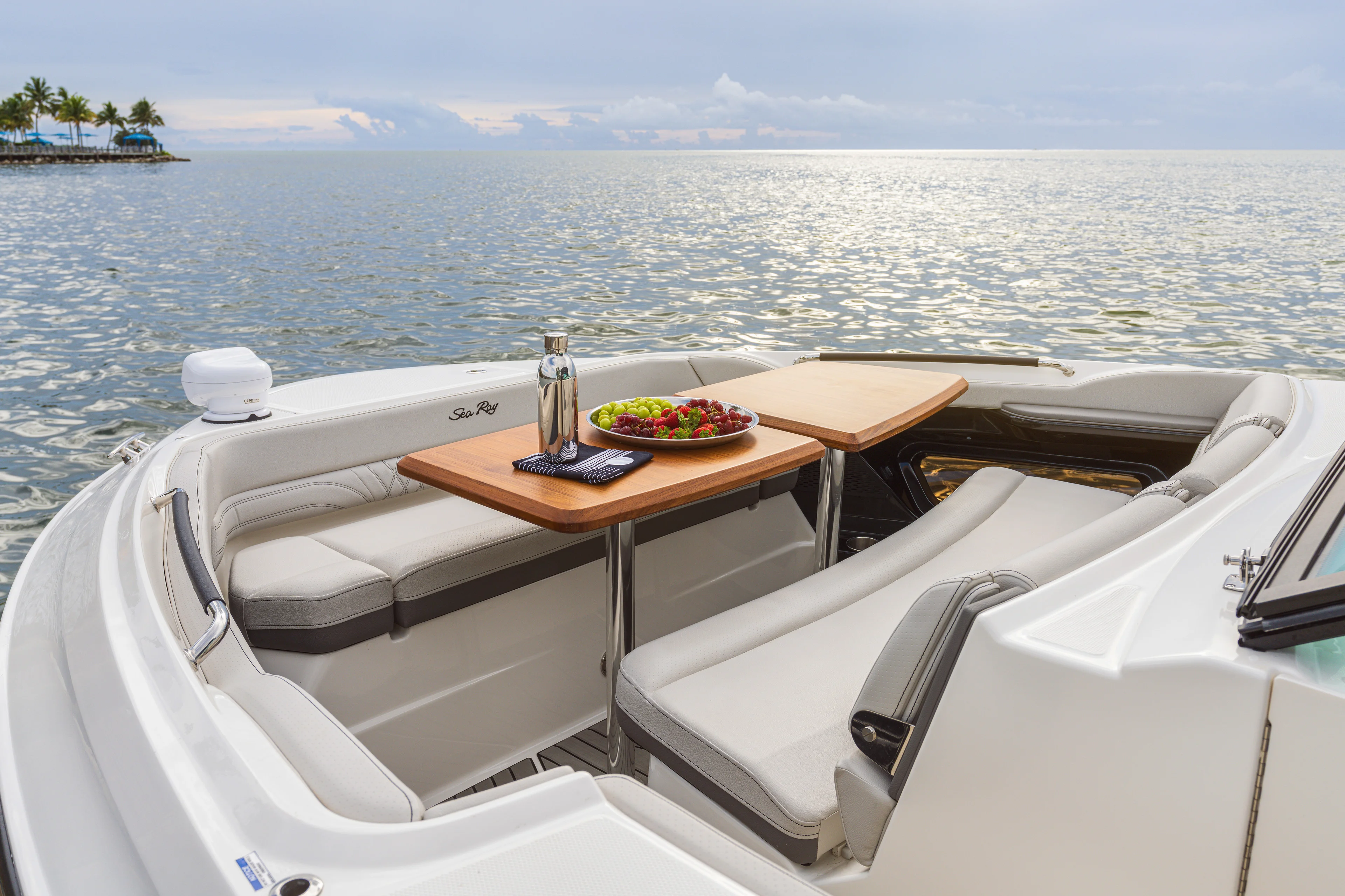 2026 Sea Ray SLX 360 Outboard  Image Thumbnail #50