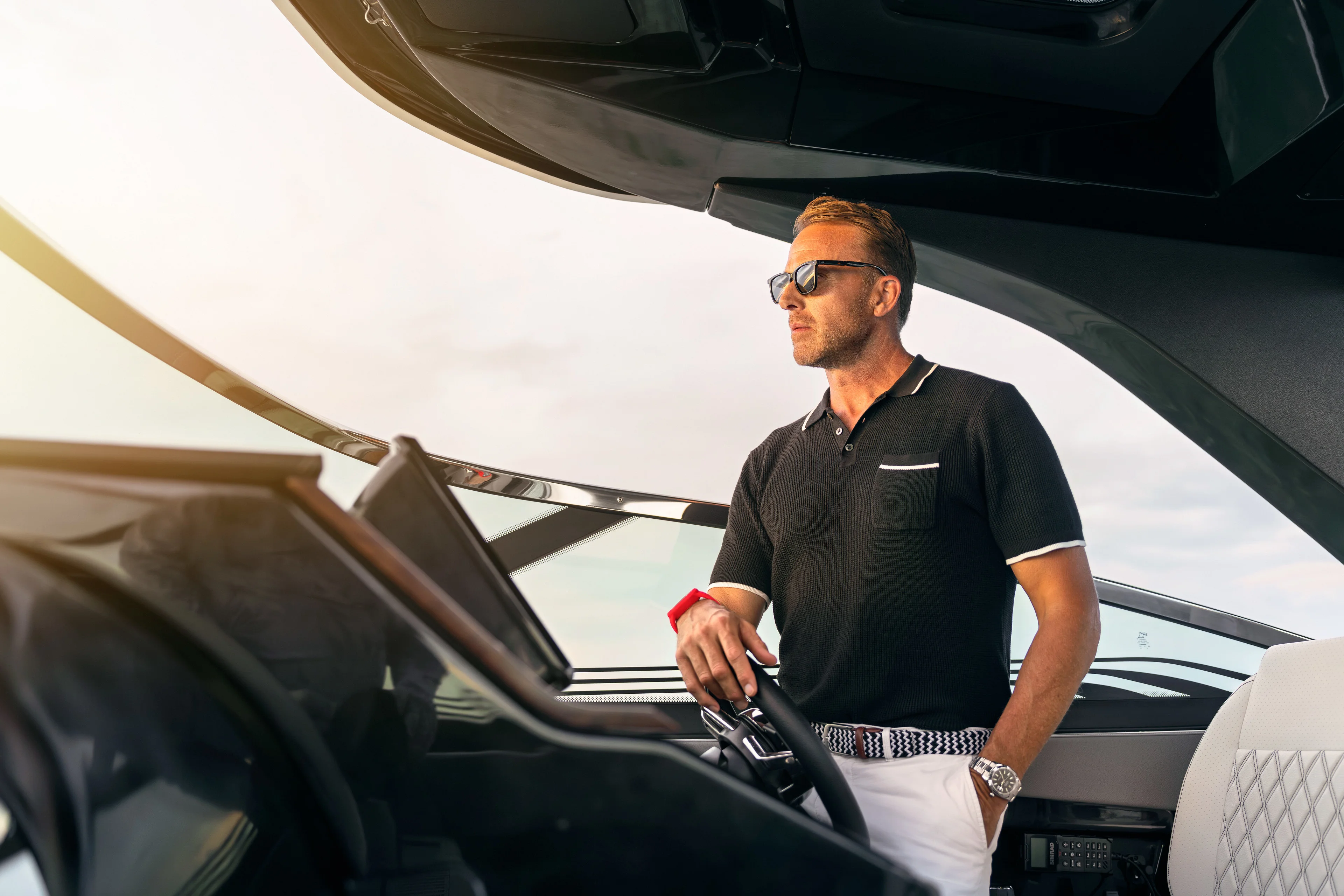 2026 Sea Ray SLX 360 Outboard  Image Thumbnail #33