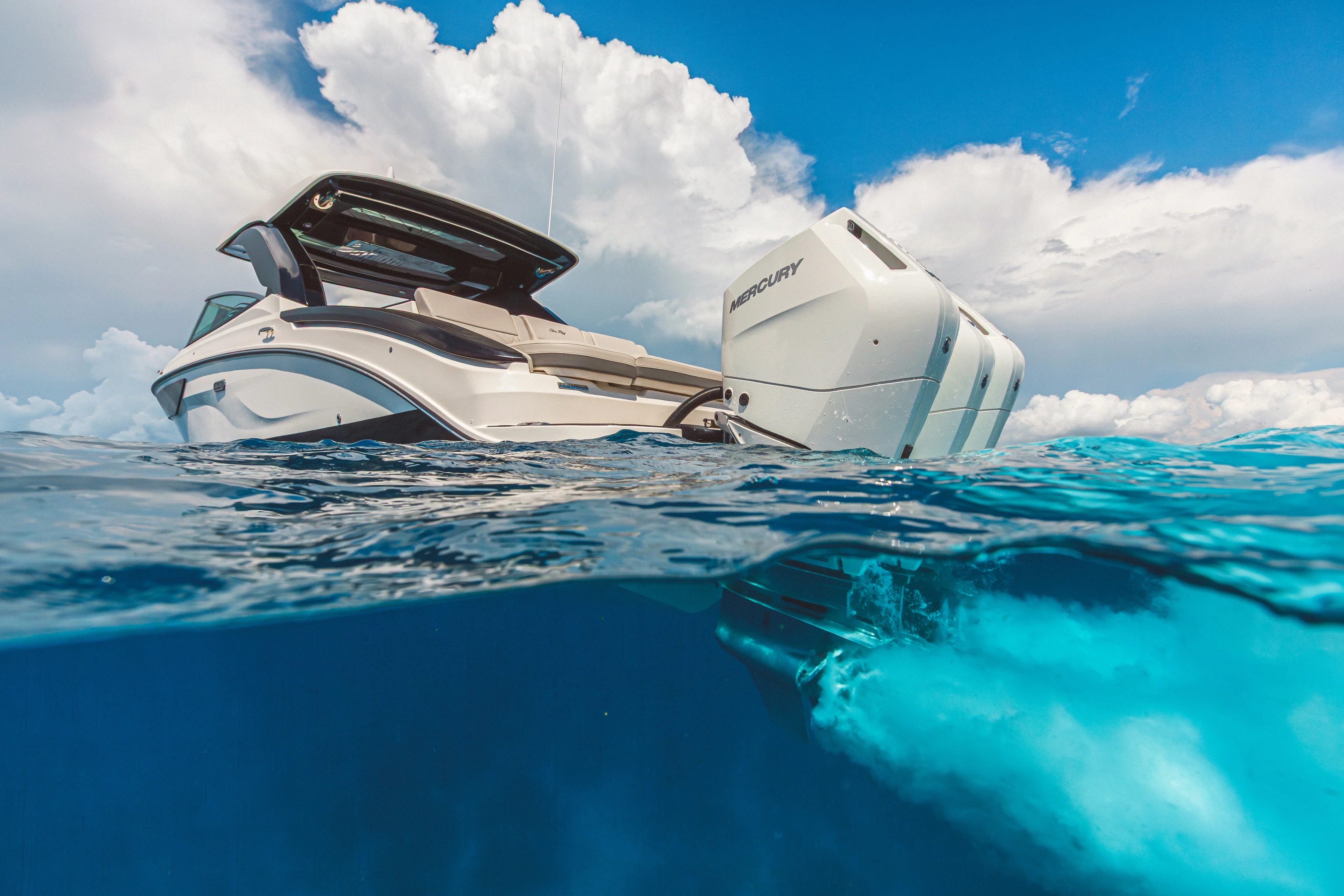 2026 Sea Ray SLX 360 Outboard  Image Thumbnail #4