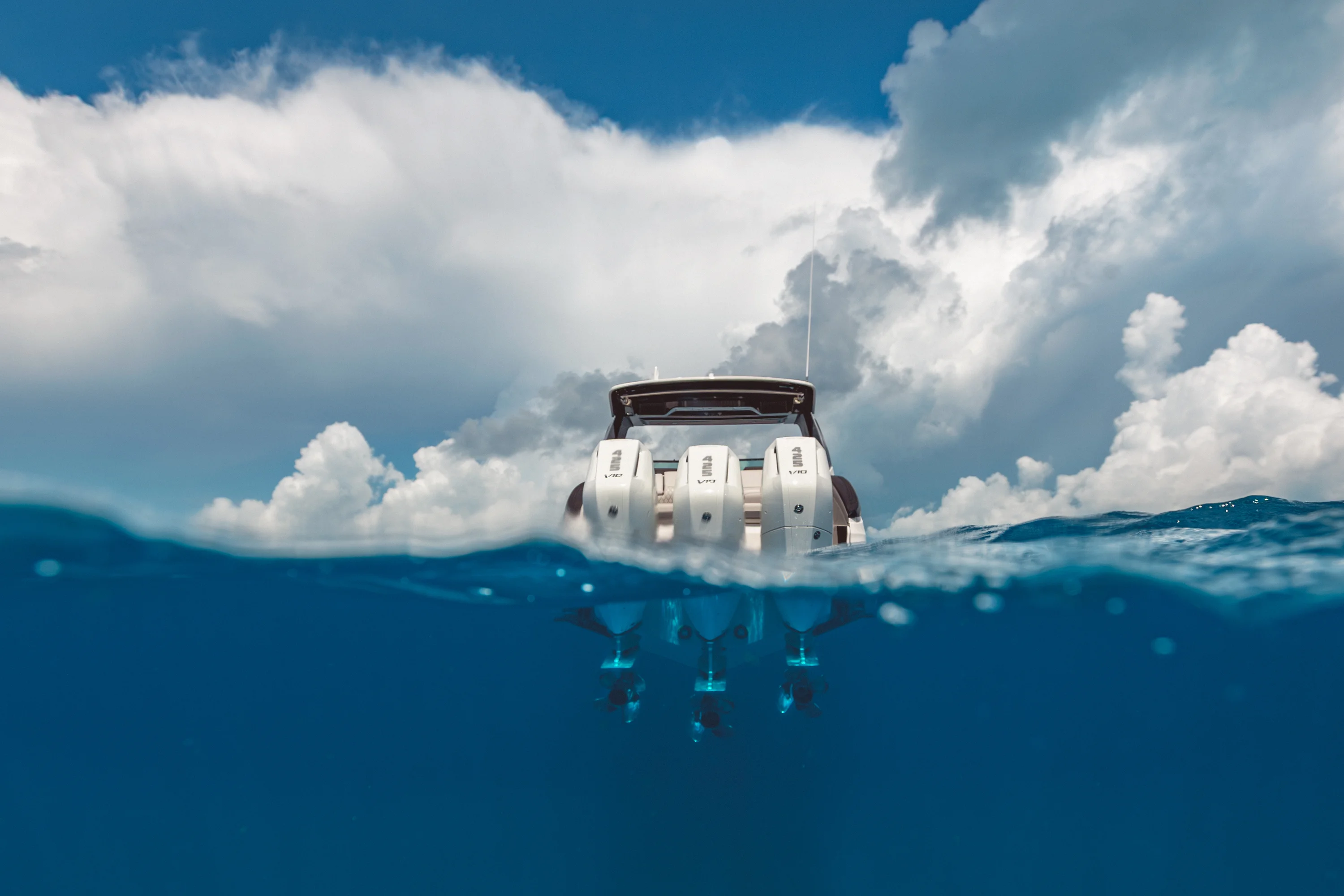 2026 Sea Ray SLX 360 Outboard  Image Thumbnail #12