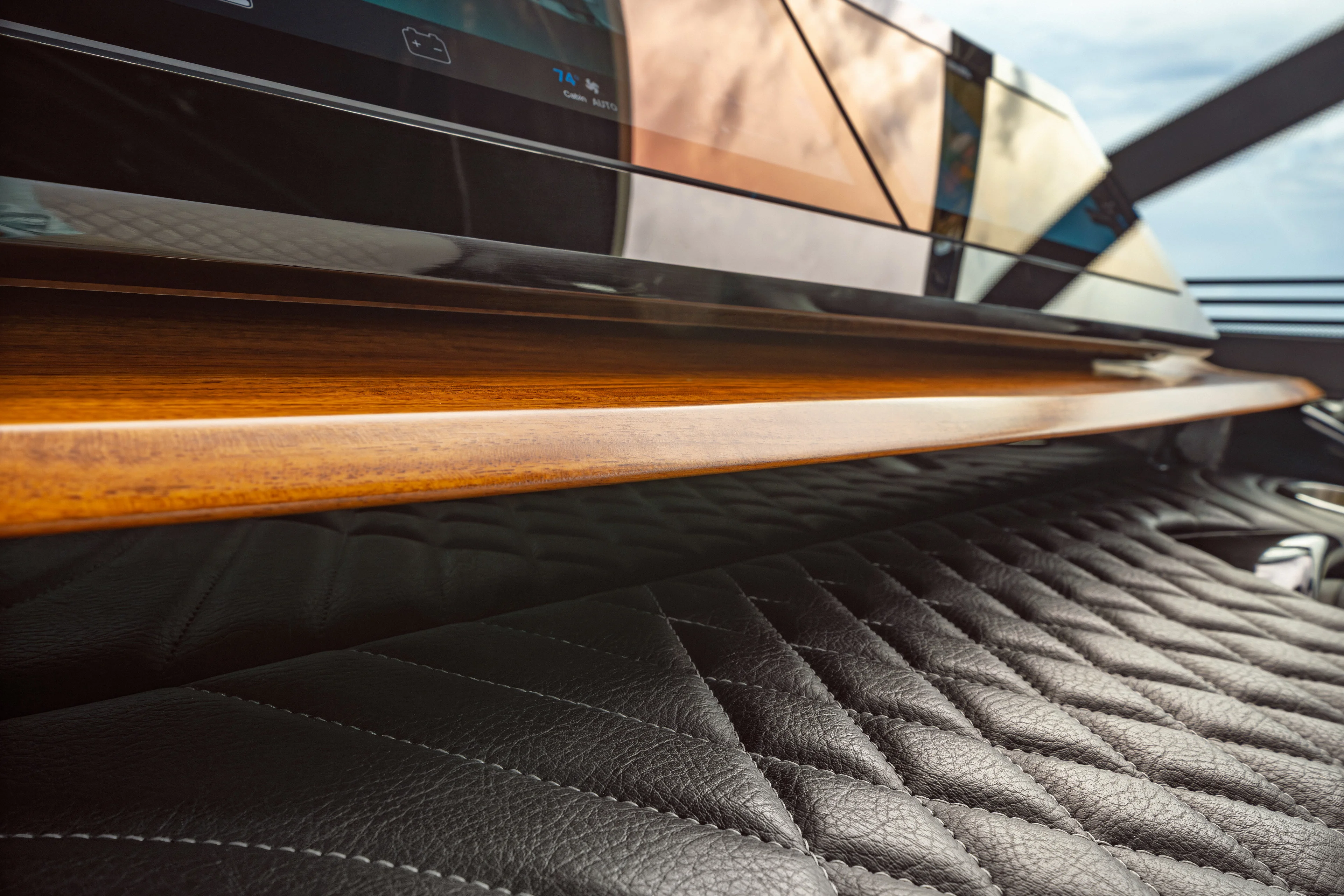 2026 Sea Ray SLX 360 Outboard  Image Thumbnail #74