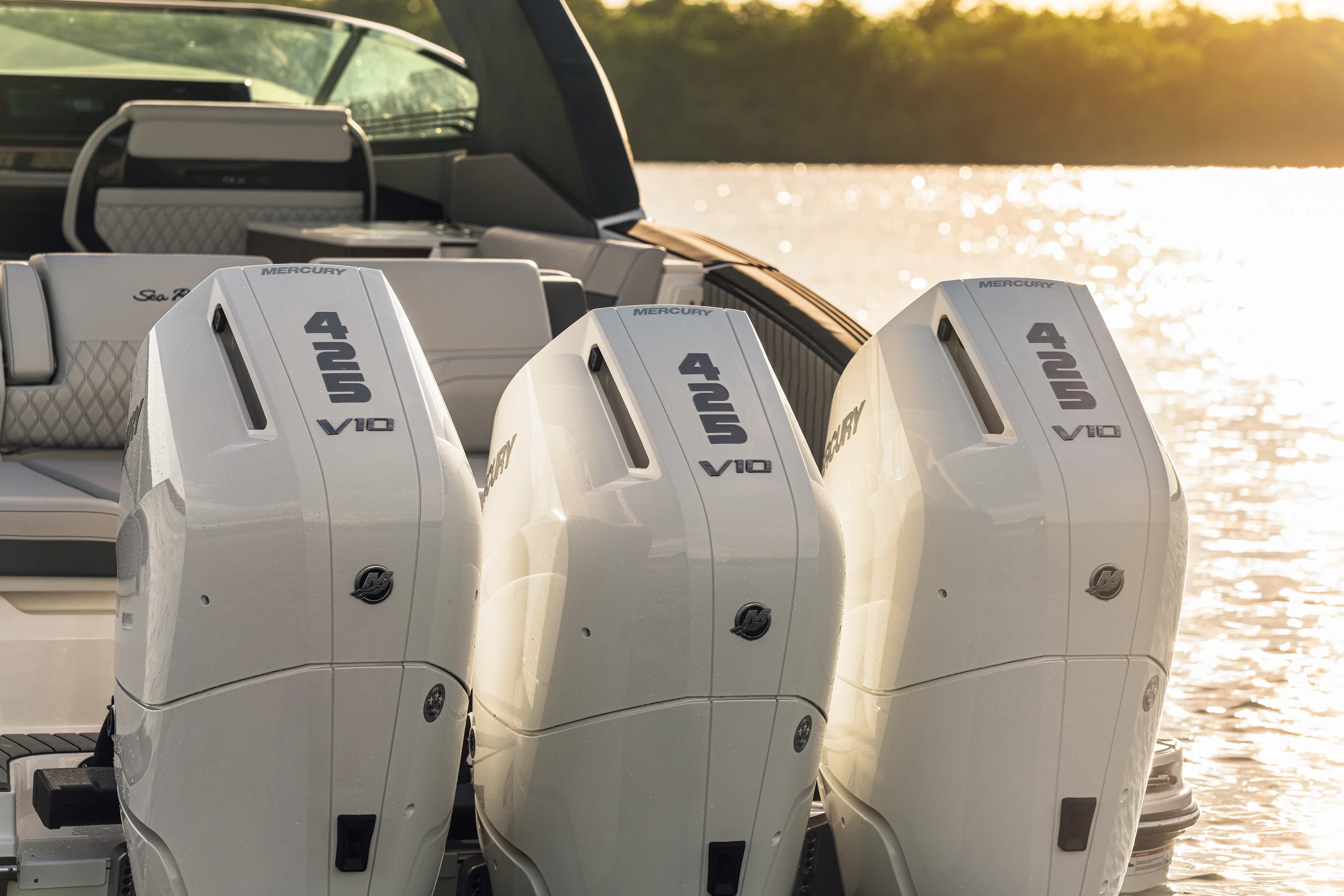 2026 Sea Ray SLX 360 Outboard  Image Thumbnail #14