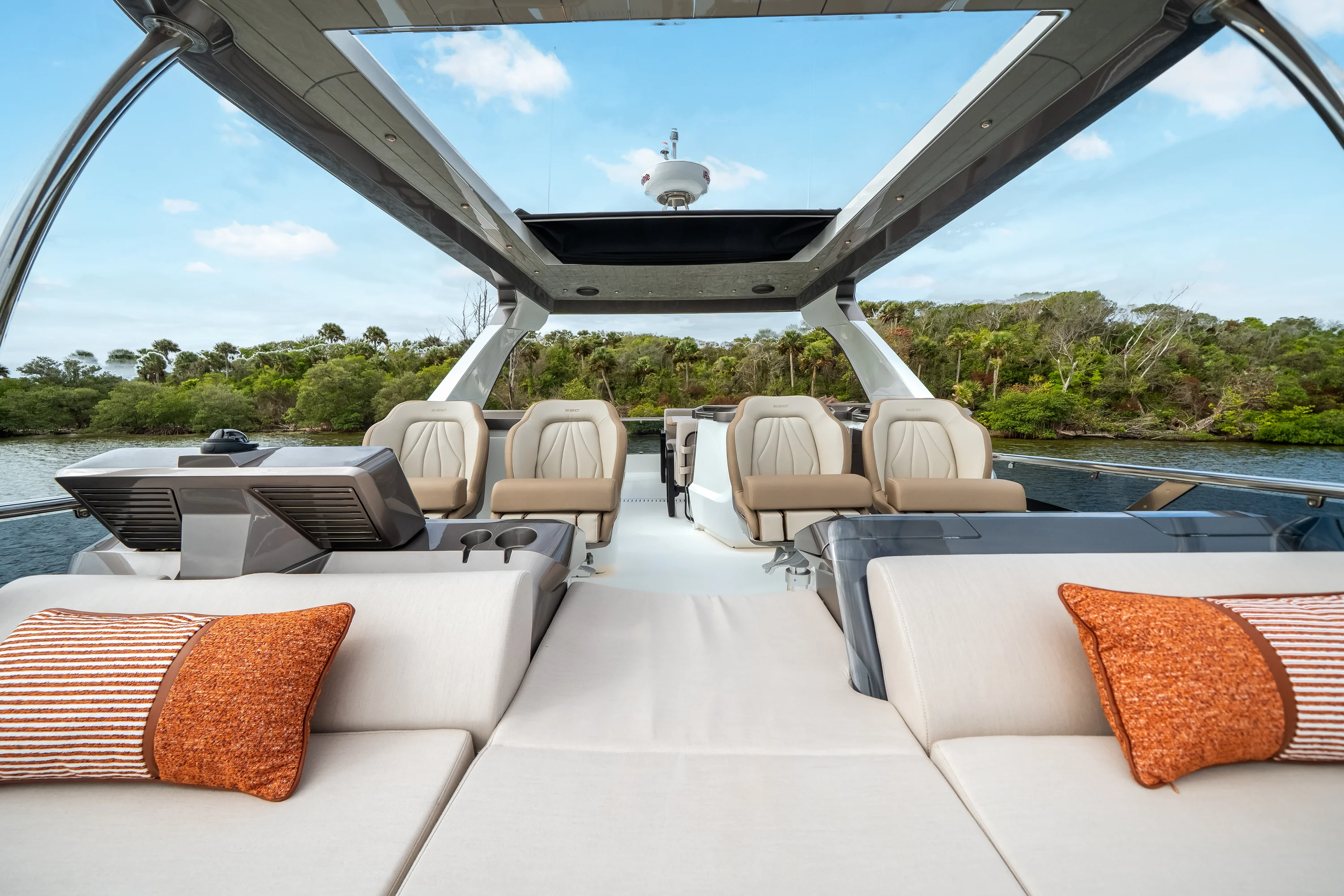 2026 Galeon 520 FLY Image Thumbnail #92