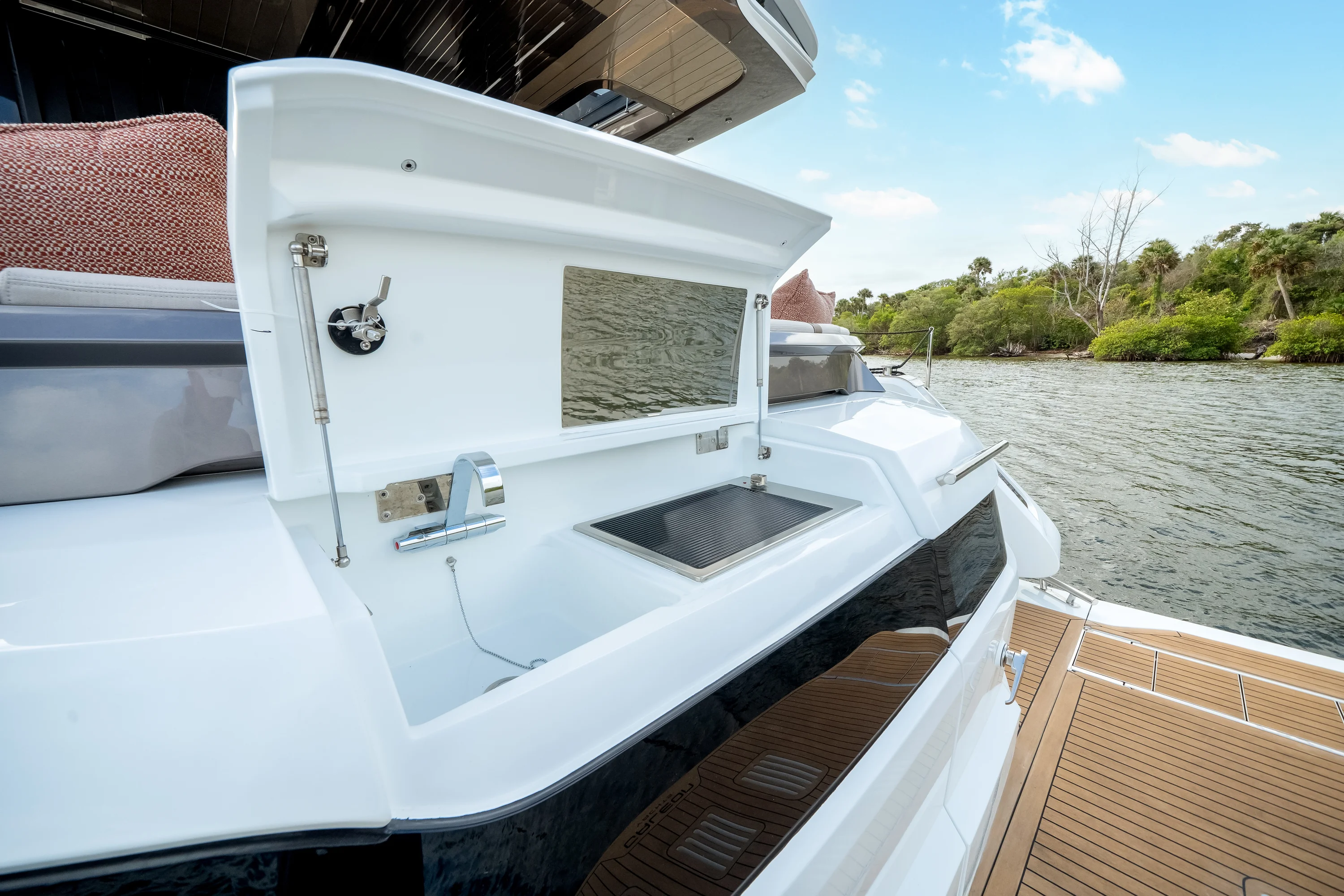 2026 Galeon 520 FLY Image Thumbnail #76