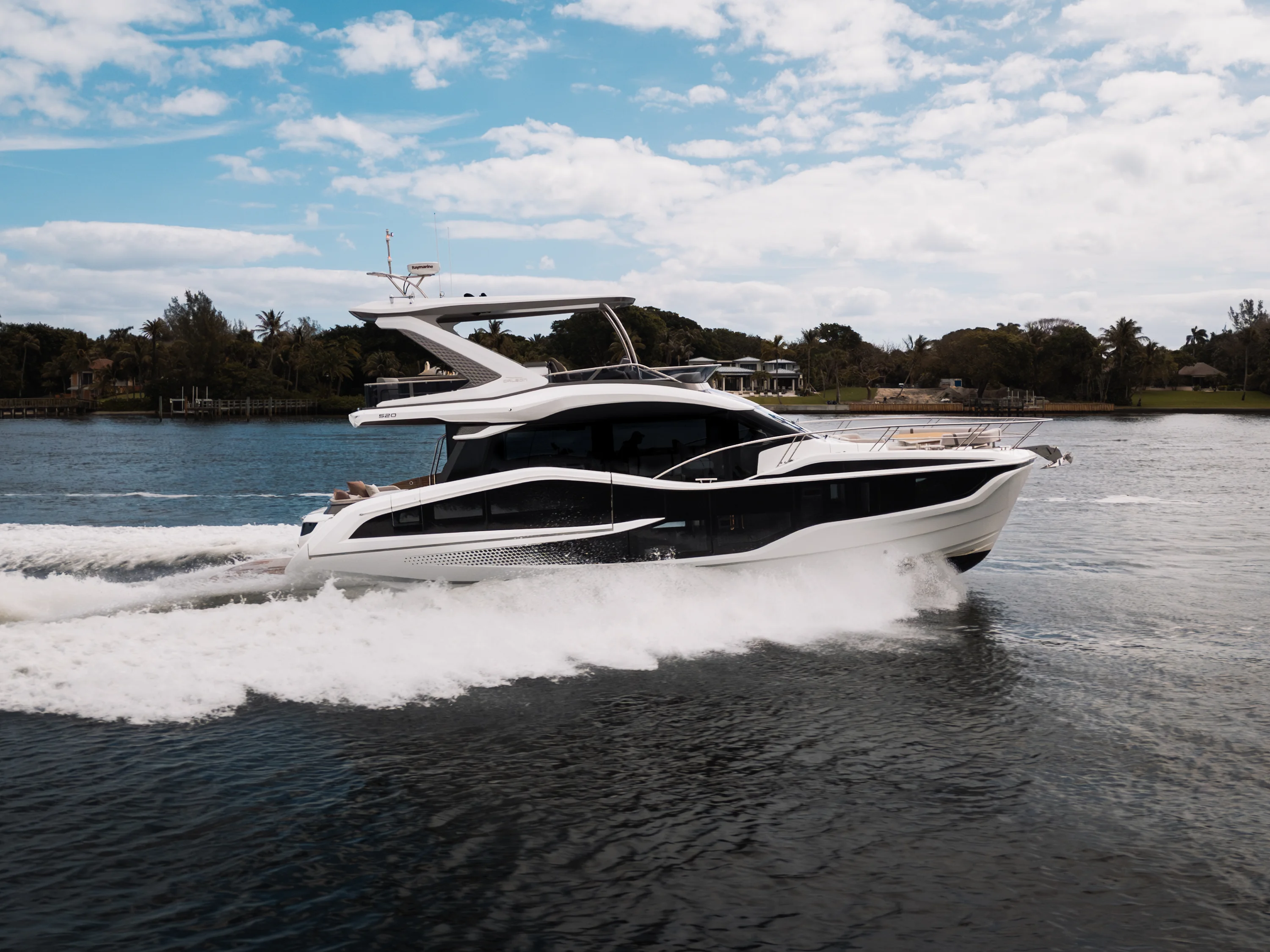 2026 Galeon 520 FLY Image Thumbnail #29