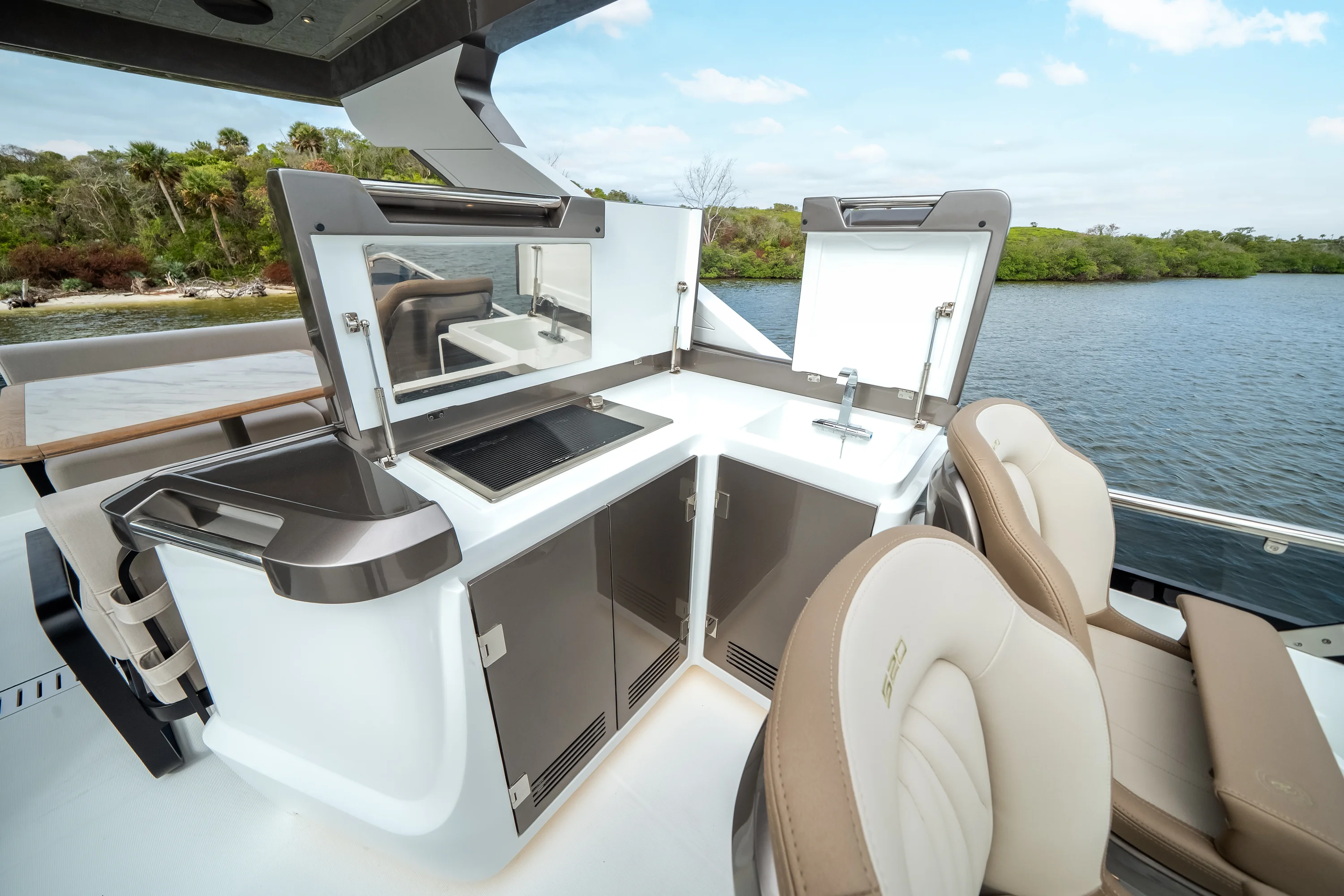 2026 Galeon 520 FLY Image Thumbnail #94
