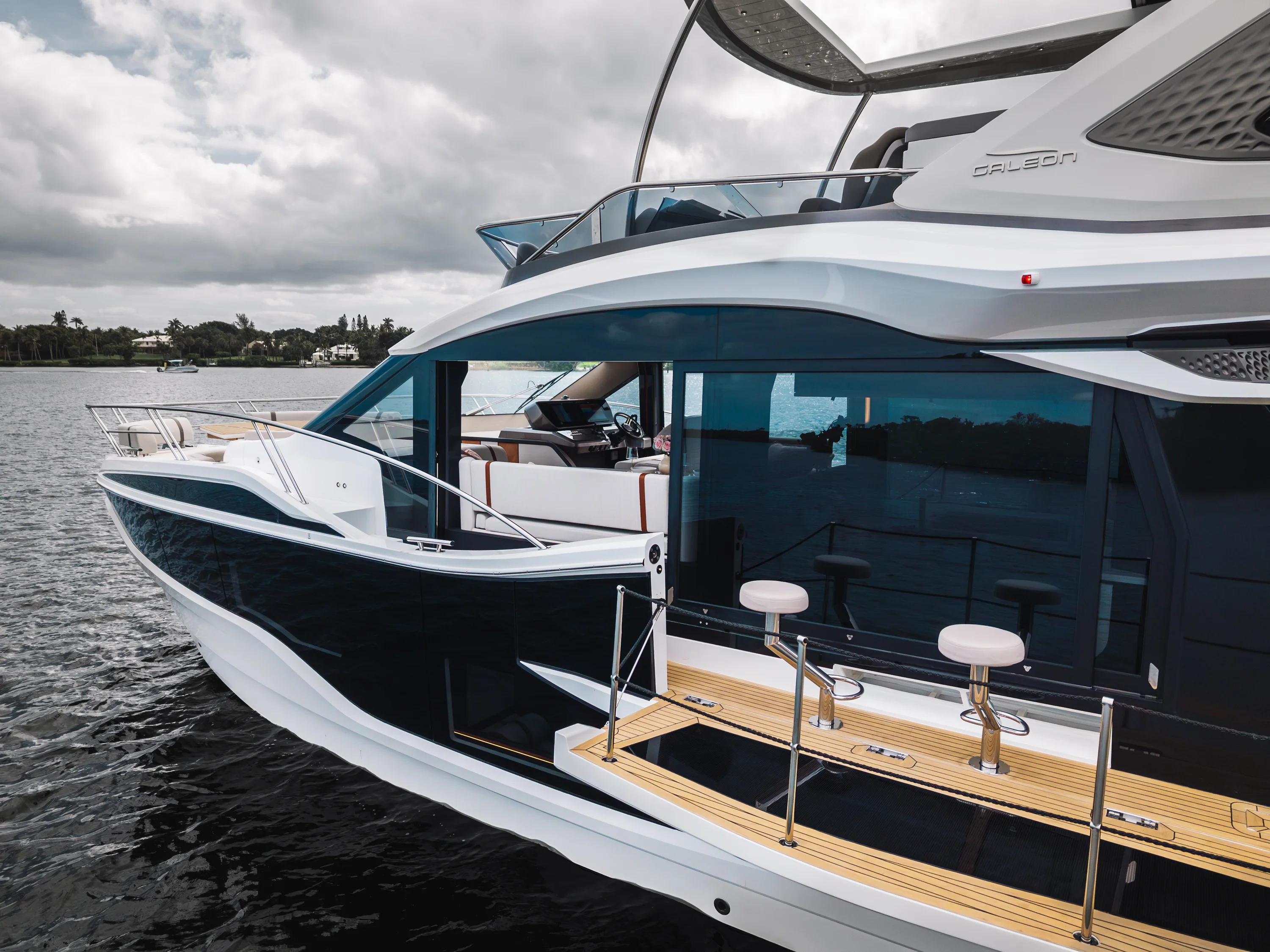 2026 Galeon 520 FLY Image Thumbnail #25