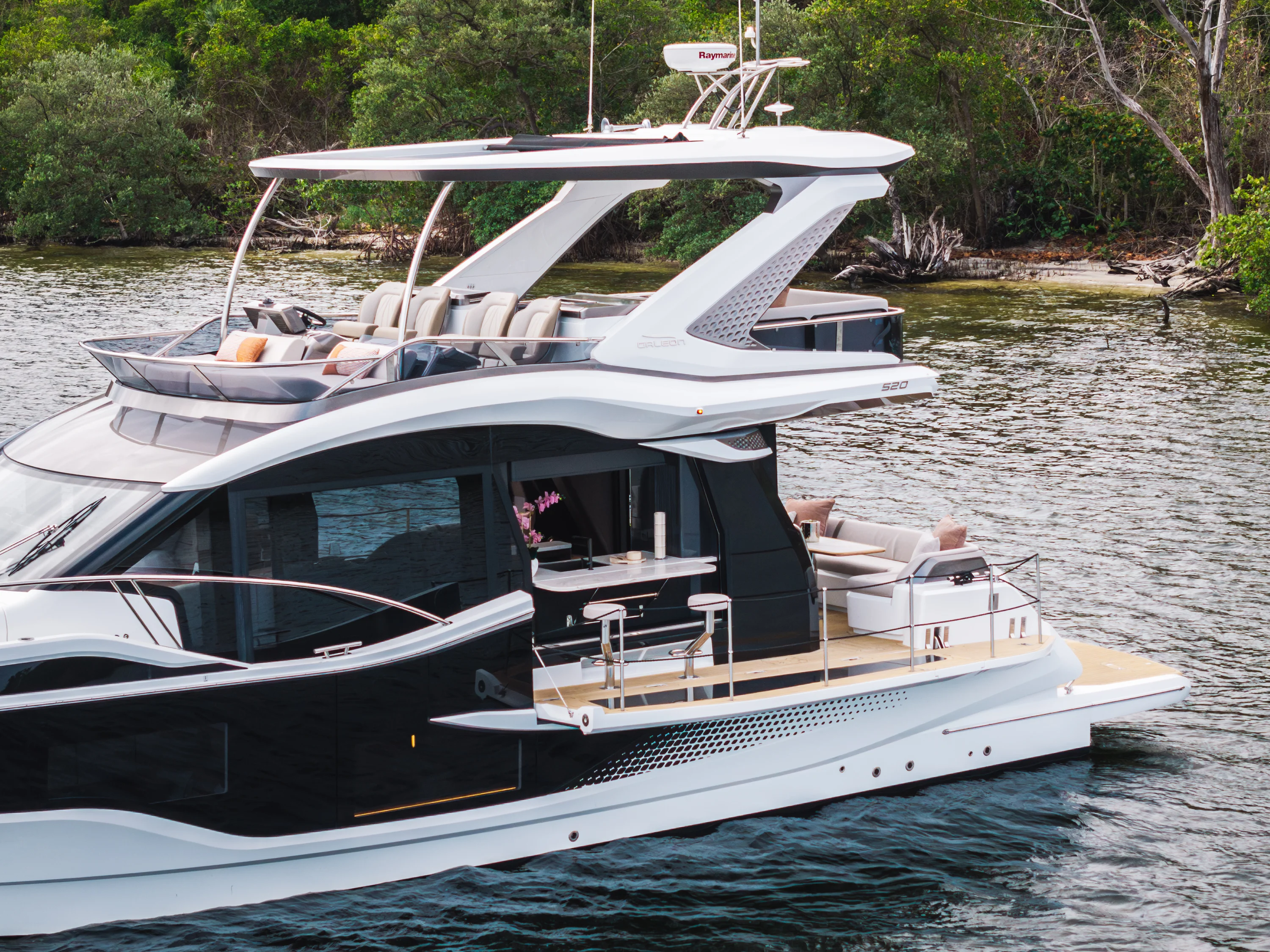 2026 Galeon 520 FLY Image Thumbnail #17