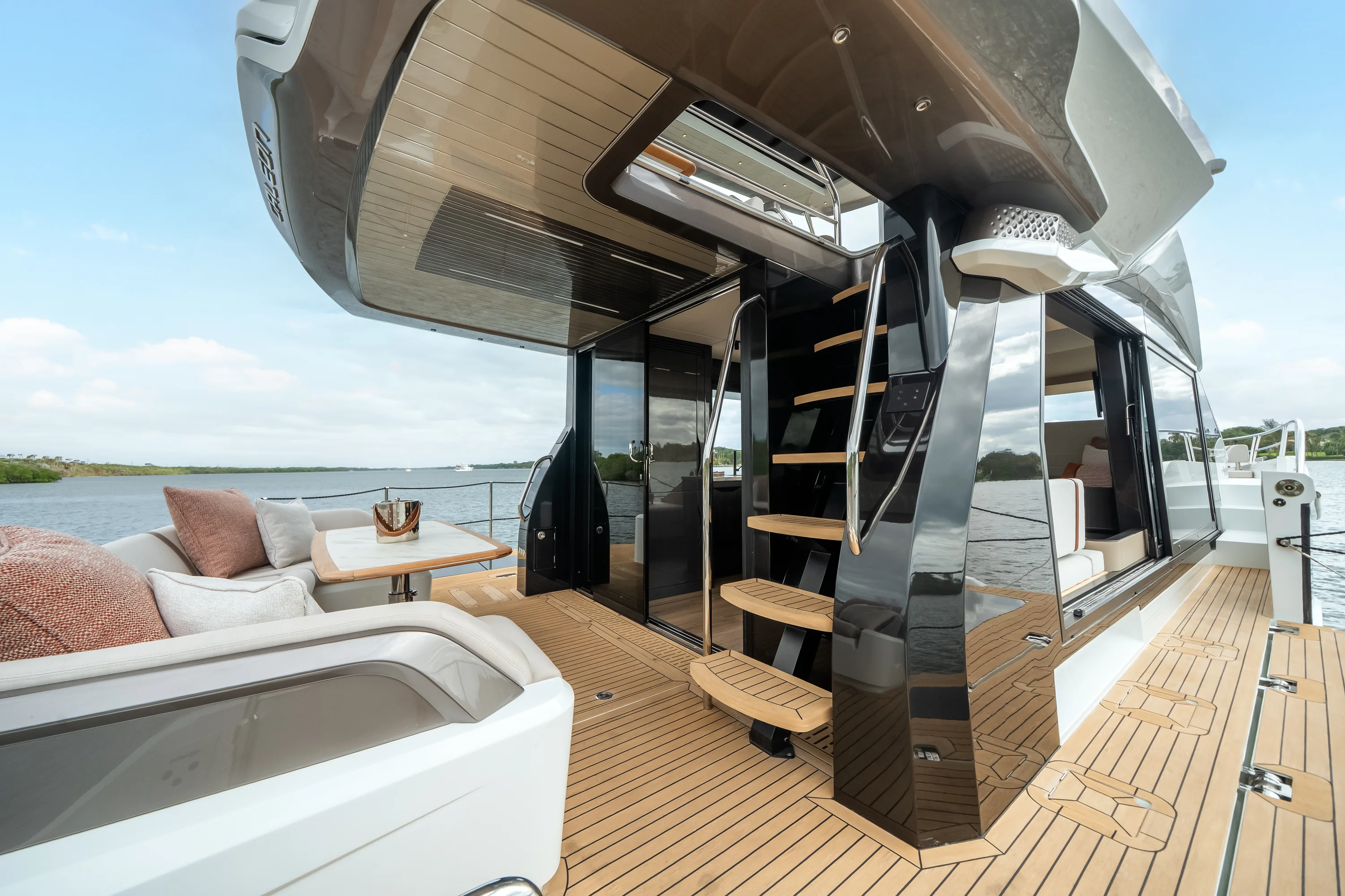 2026 Galeon 520 FLY Image Thumbnail #65