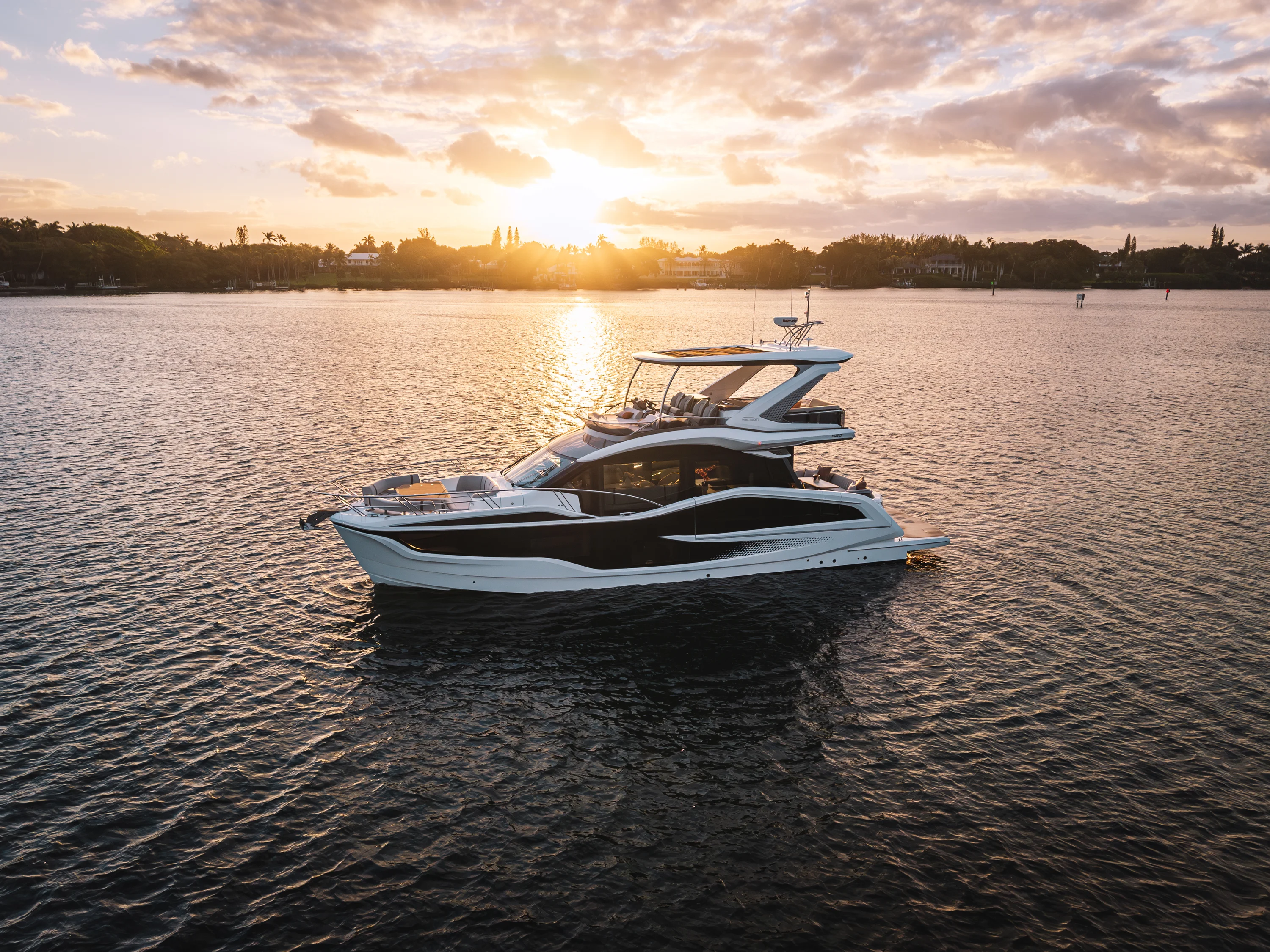 2026 Galeon 520 FLY Image Thumbnail #0