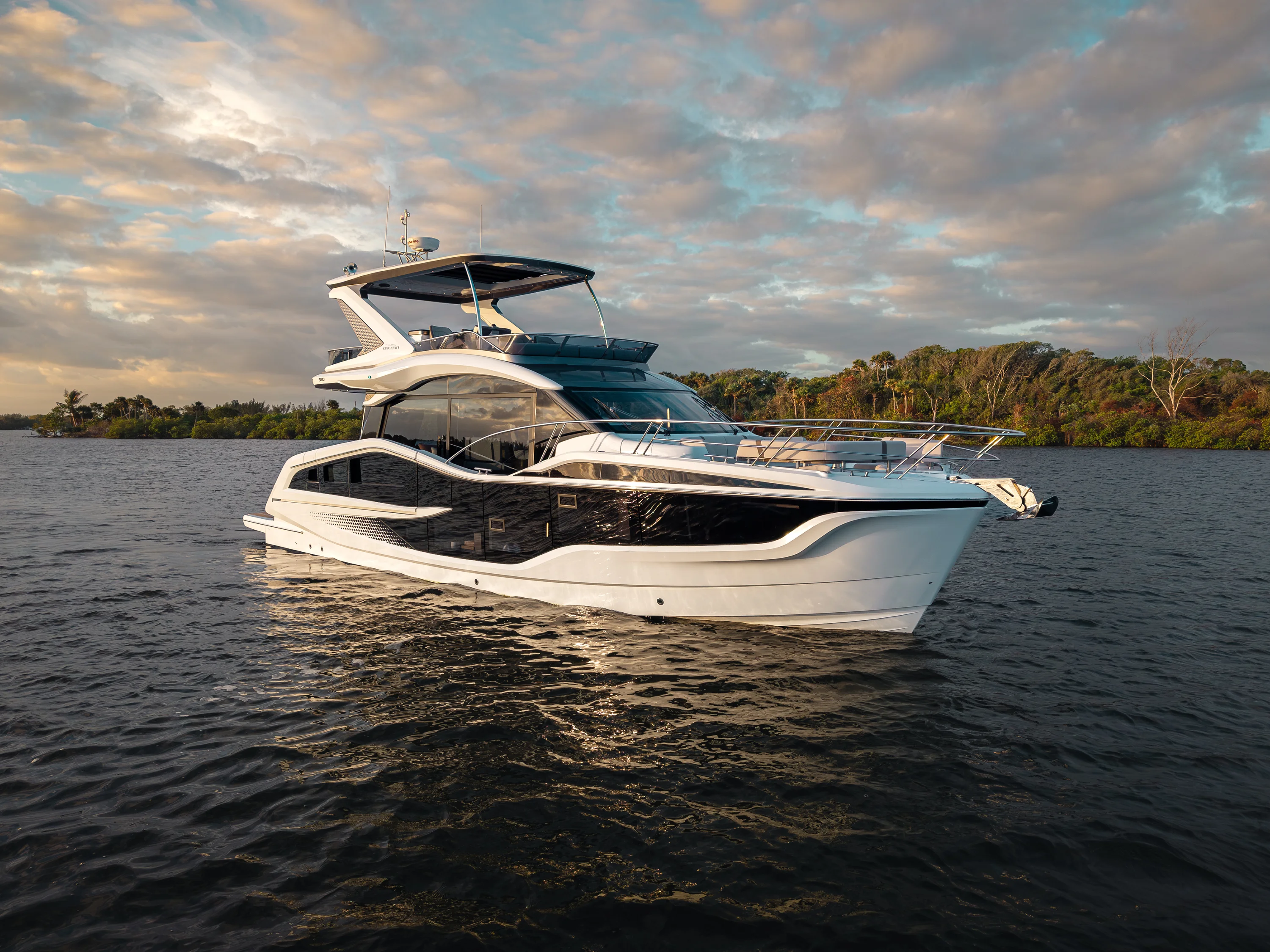 2026 Galeon 520 FLY Image Thumbnail #5
