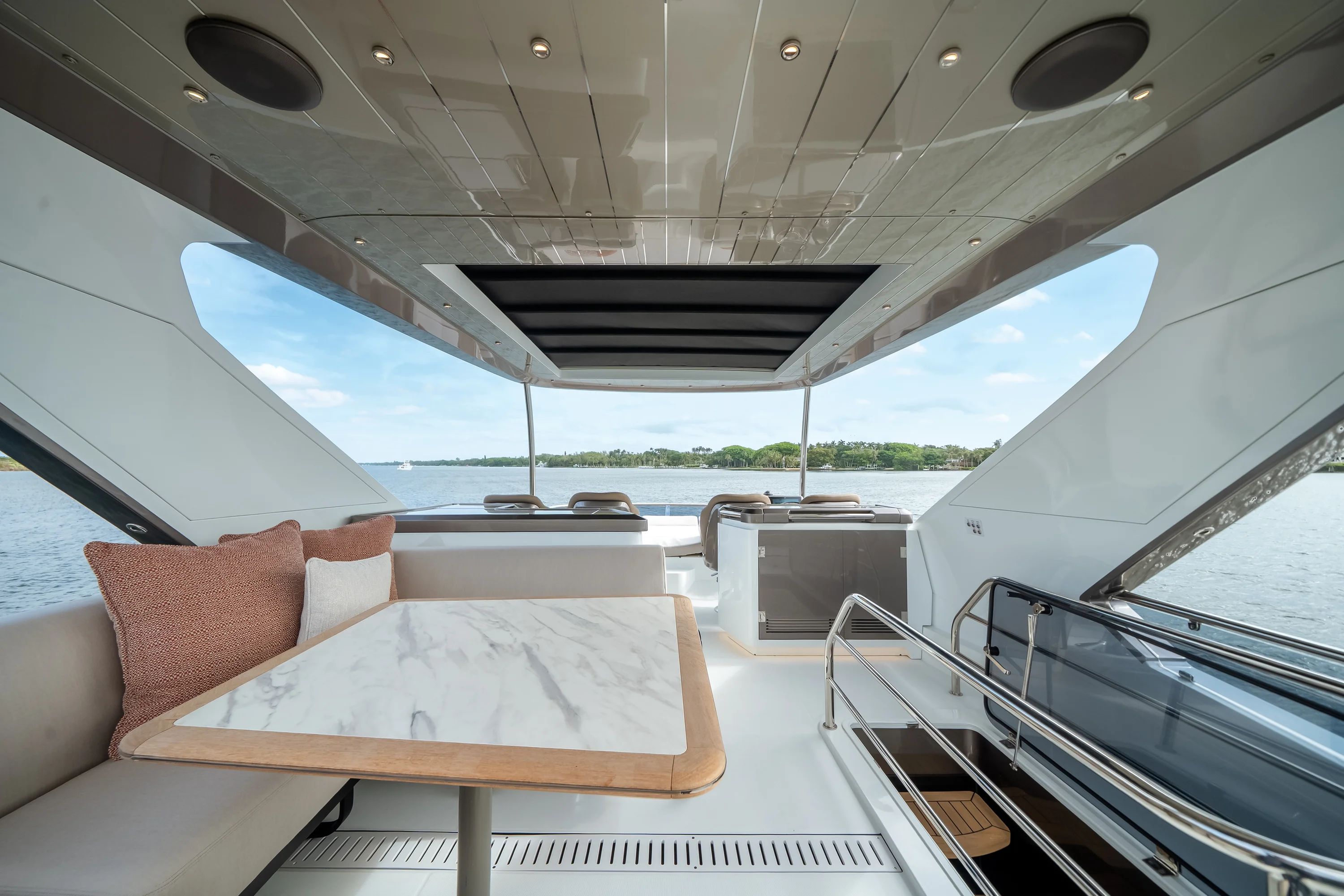 2026 Galeon 520 FLY Image Thumbnail #79