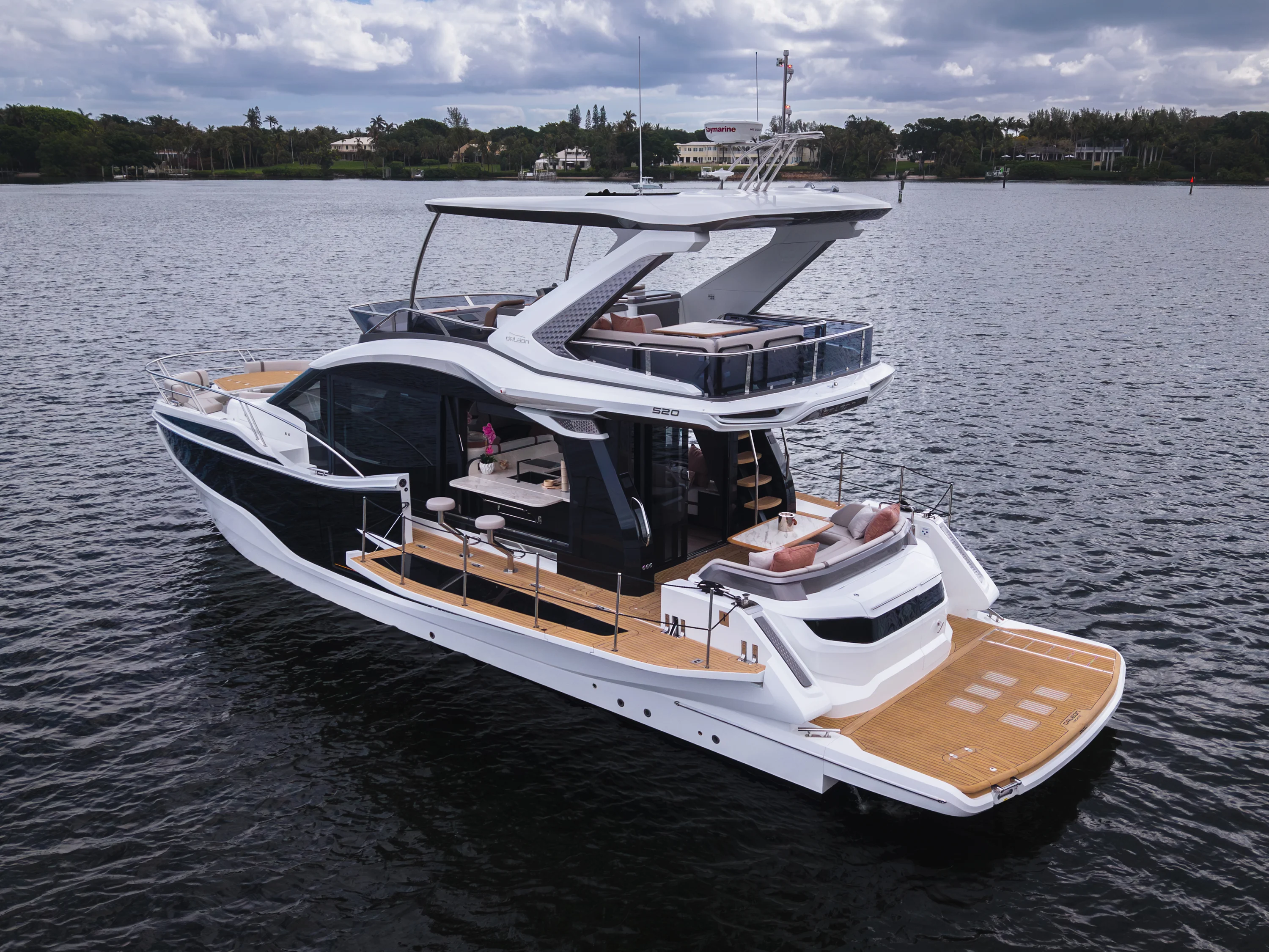 2026 Galeon 520 FLY Image Thumbnail #14