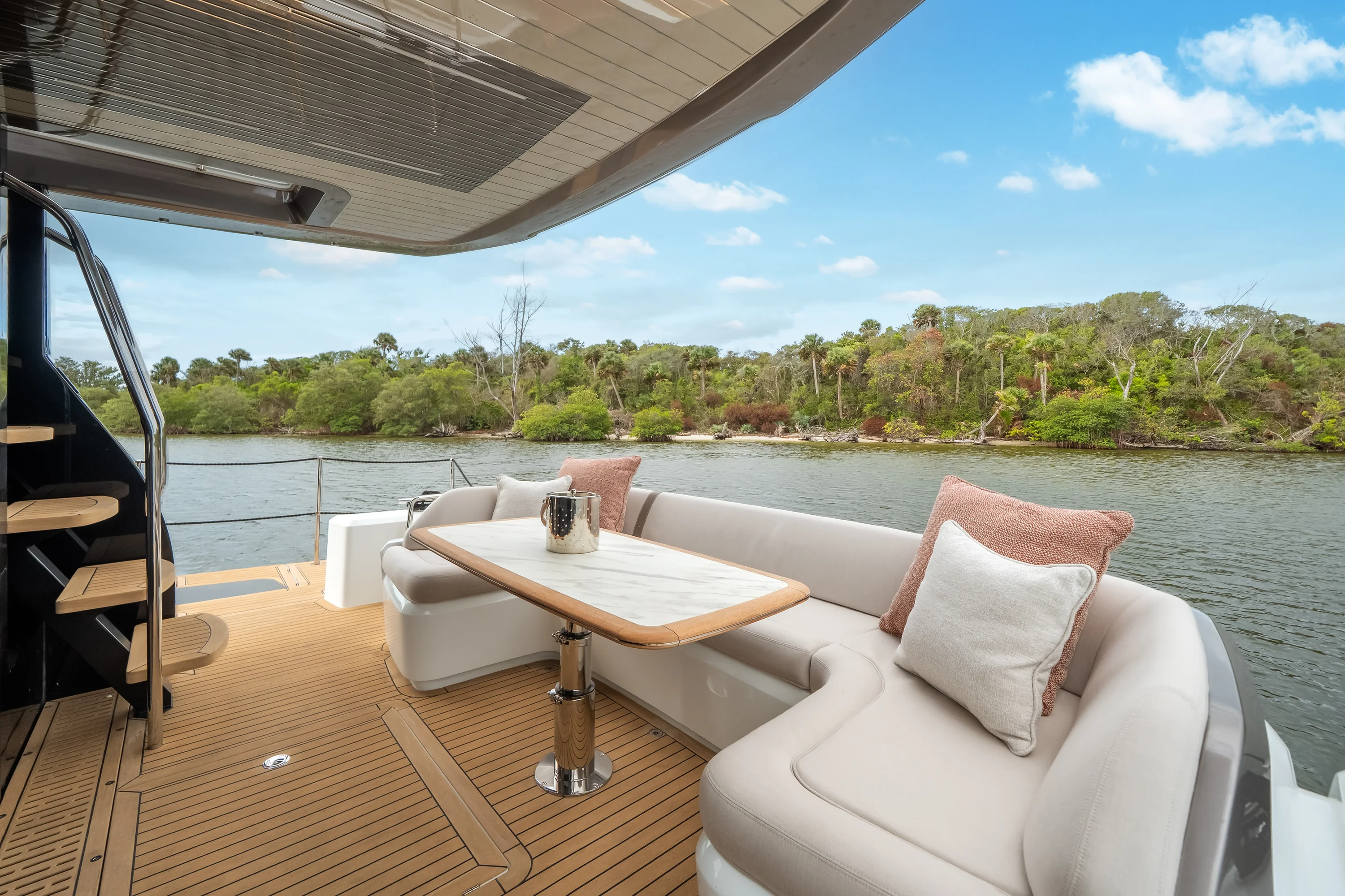 2026 Galeon 520 FLY Image Thumbnail #68