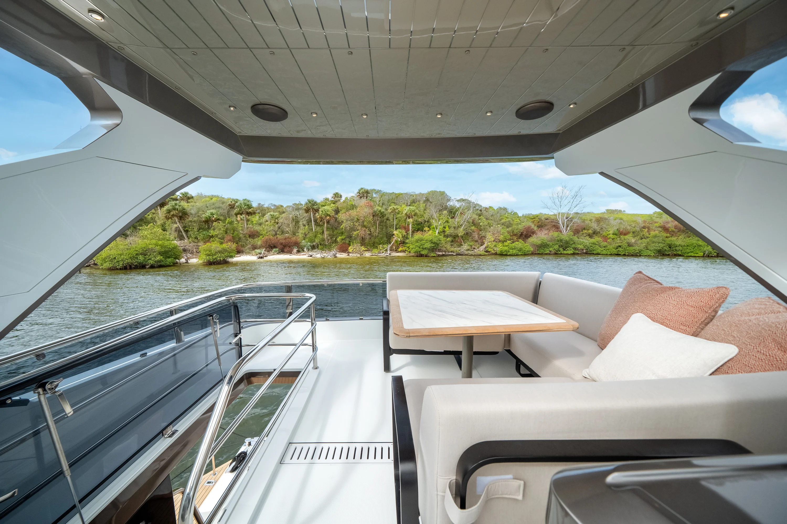 2026 Galeon 520 FLY Image Thumbnail #39