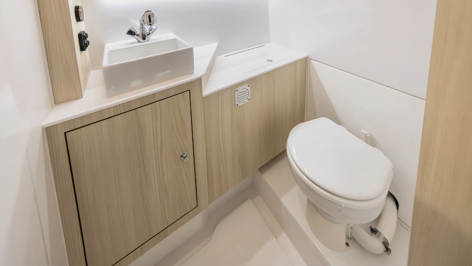 2026 Intrepid 35 Panacea Image Thumbnail #48