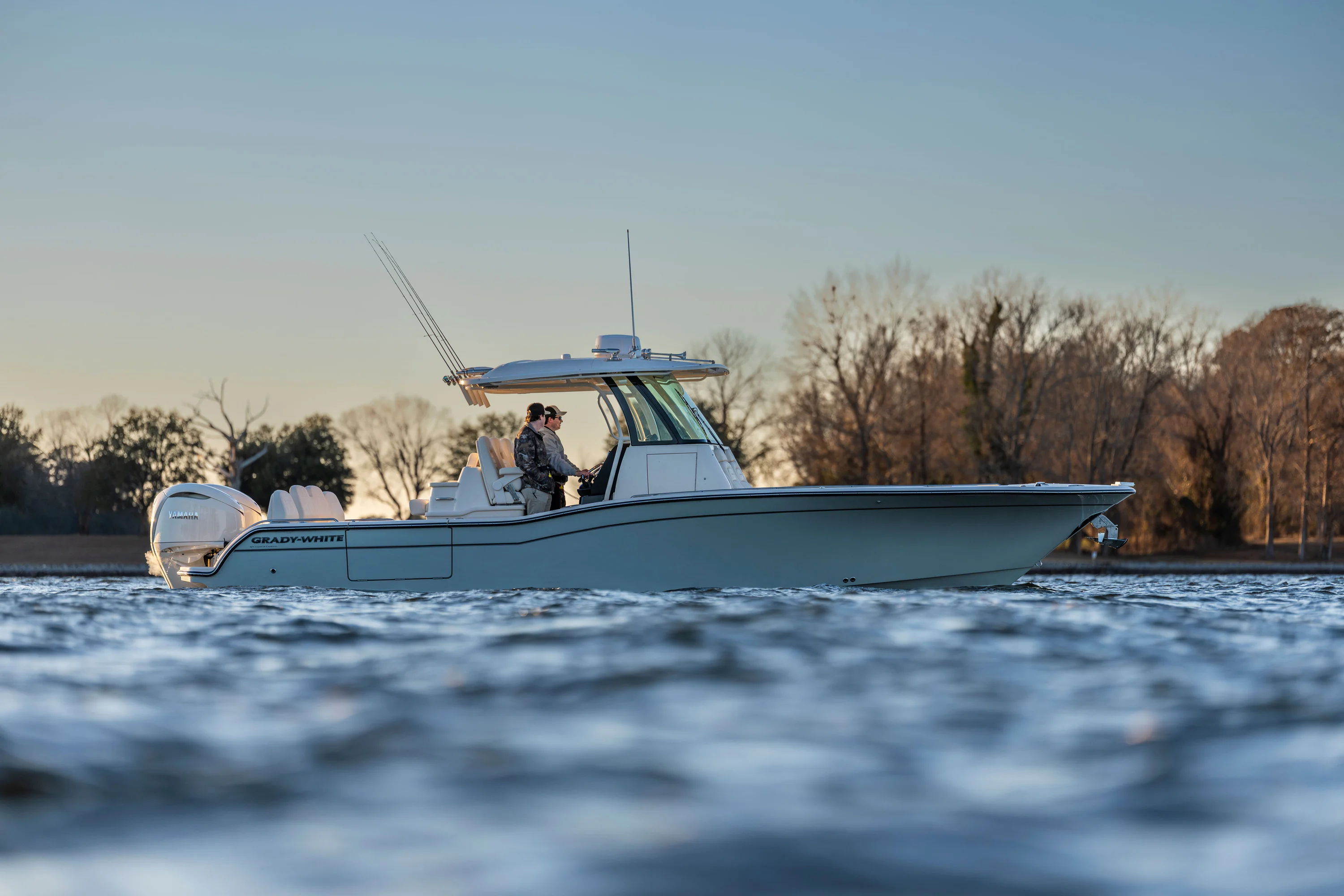 2026 Grady-White 321 Costal Explorer Image Thumbnail #2