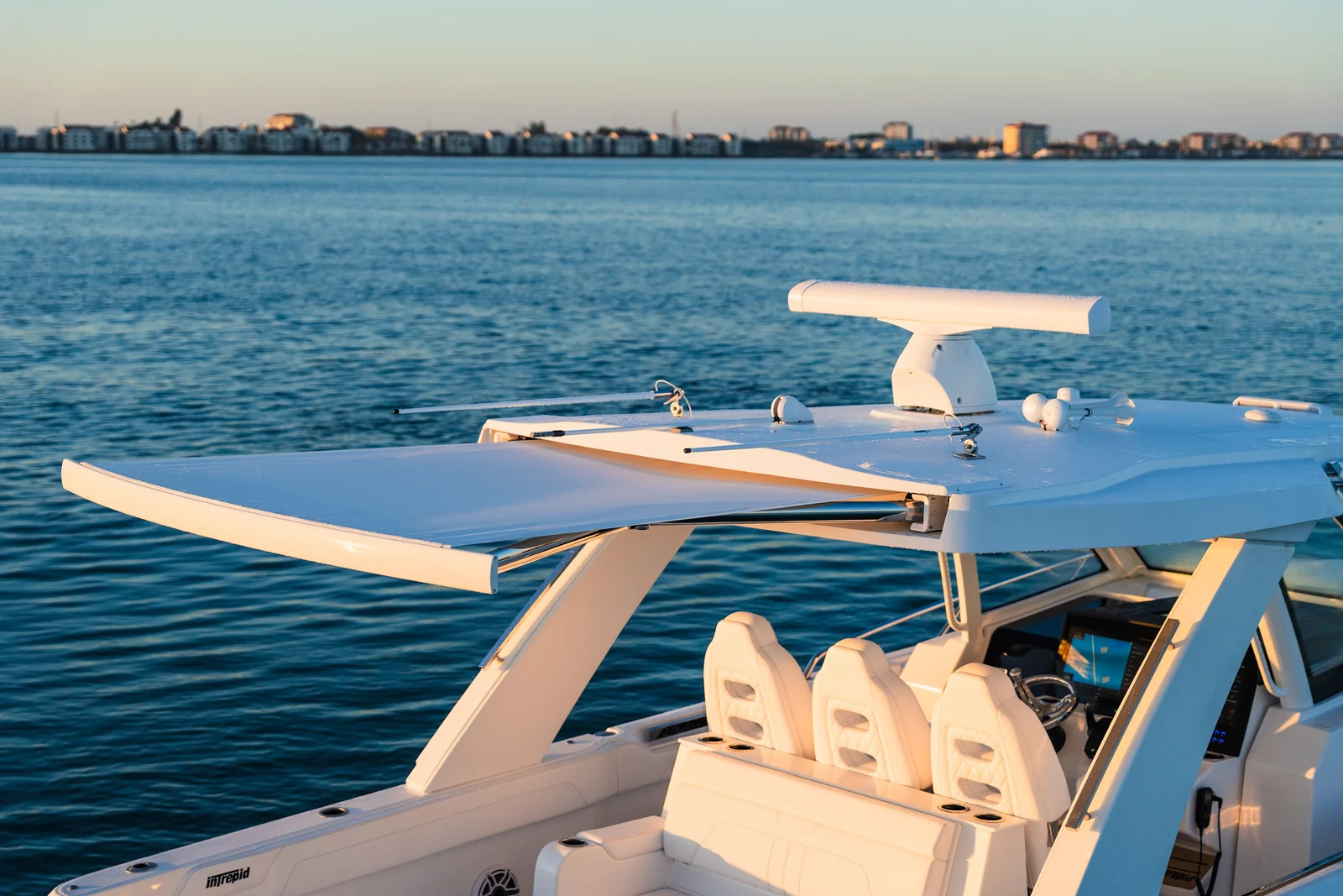 2026 Intrepid 35 Valor Image Thumbnail #12